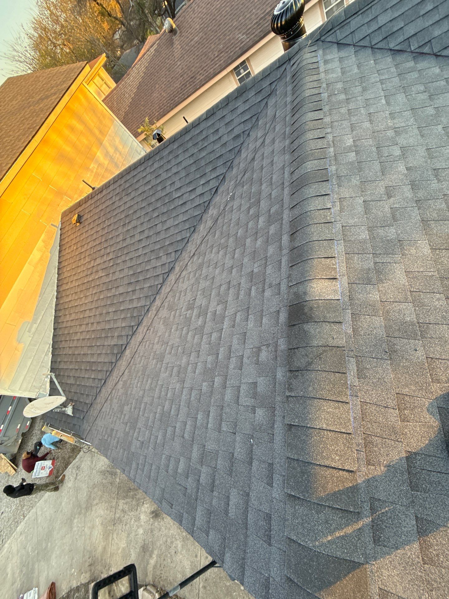 GAF Natural Shadow - Charcoal  by Top Sun Roofing