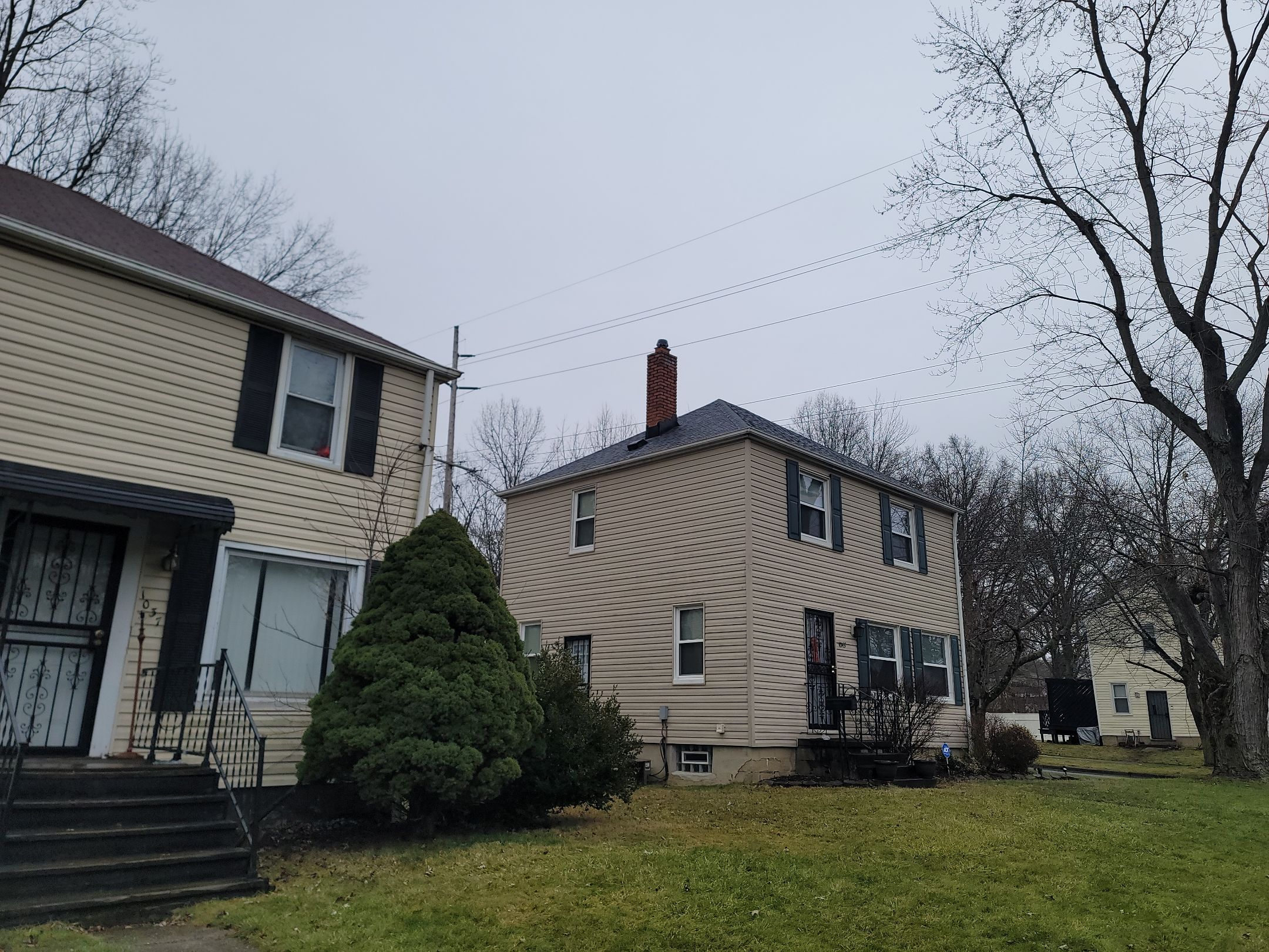 Atlas Pinnacle, Color: Pewter, Drip Edge: White by Eagle Eye Roofing
