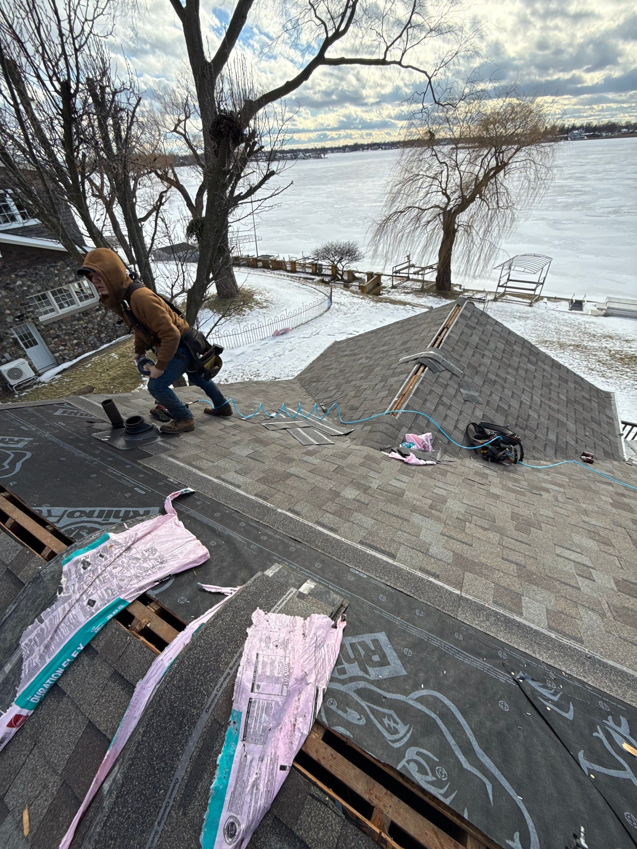 Roof Replacement using Owens Corning Duration Flex by 180 Contractors