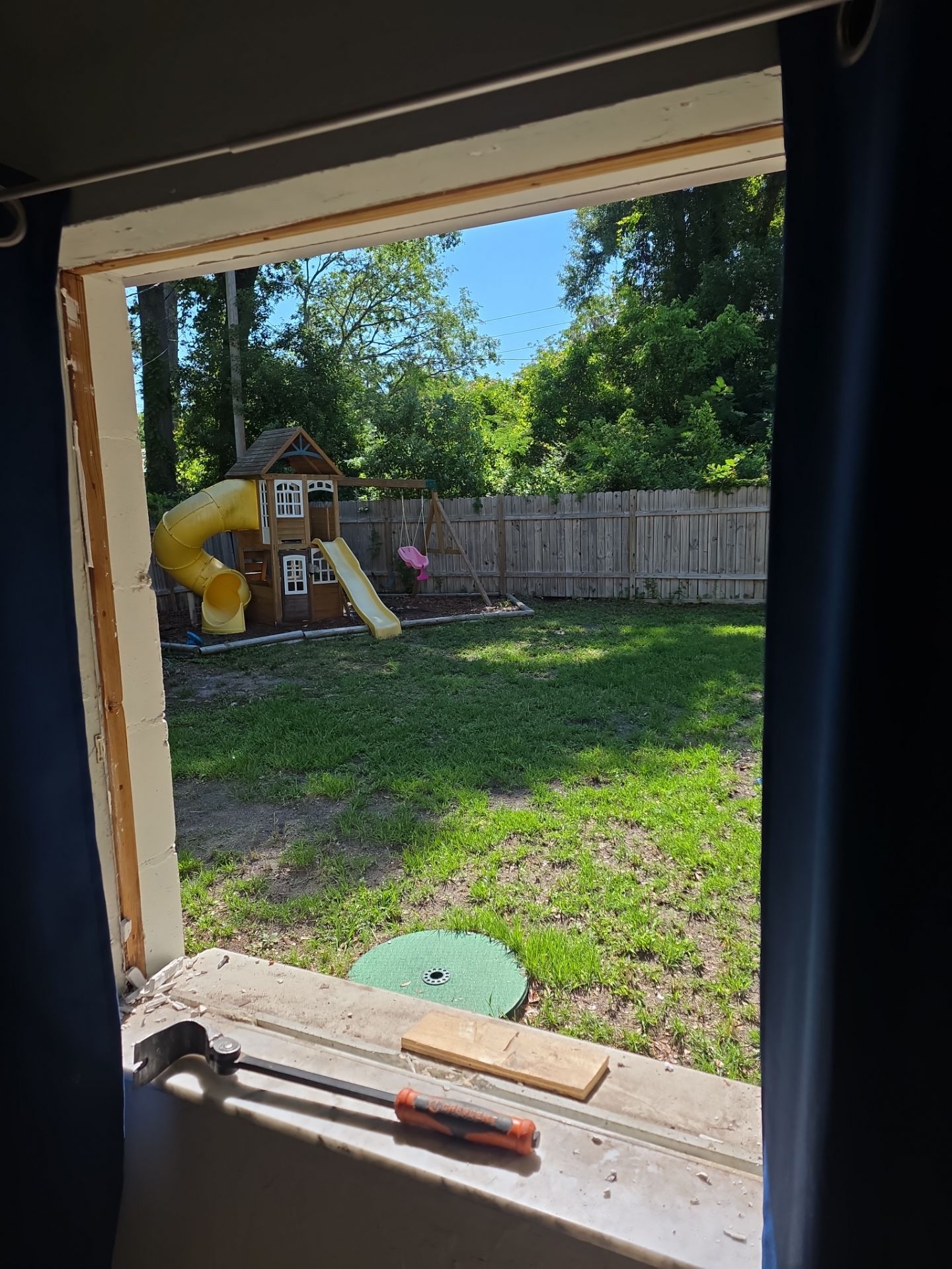 High Springs Residential Window Replacement with White Vinyl Windows by Windows & Doors Store