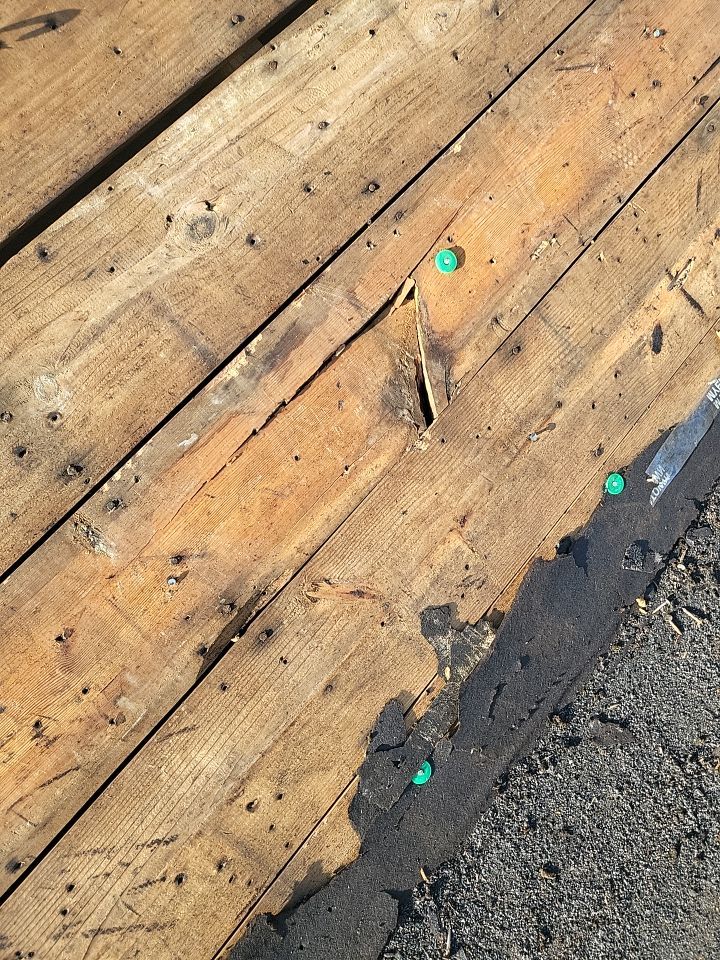 ATLAS PINNACLE COLOR: BLACK SHADOW, DRIP EDGE: BLACK by Eagle Eye Roofing