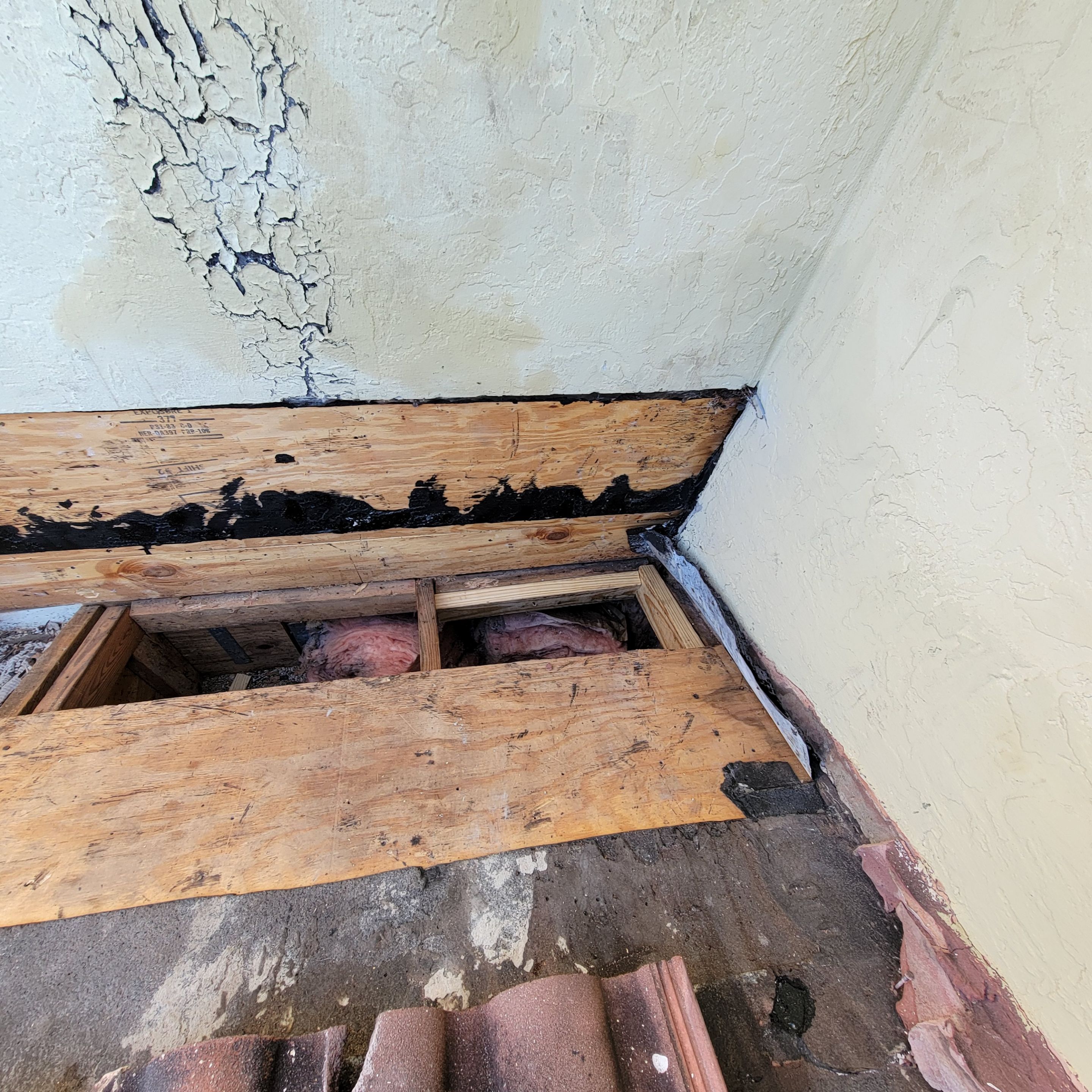 Natures Cove Rd., Dania Beach, FL by G&J Roofing 