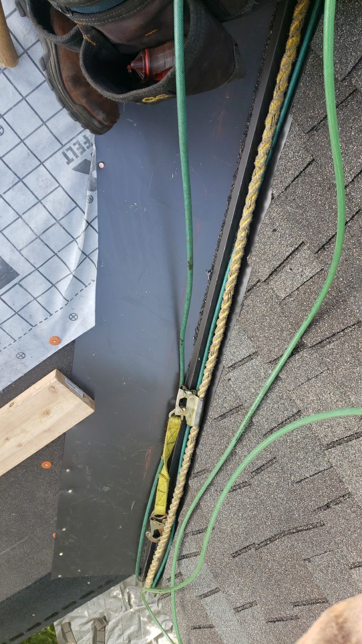 Residential Roofing Installation using GAF Glenwood Premium Shingle by The Roof Doctor