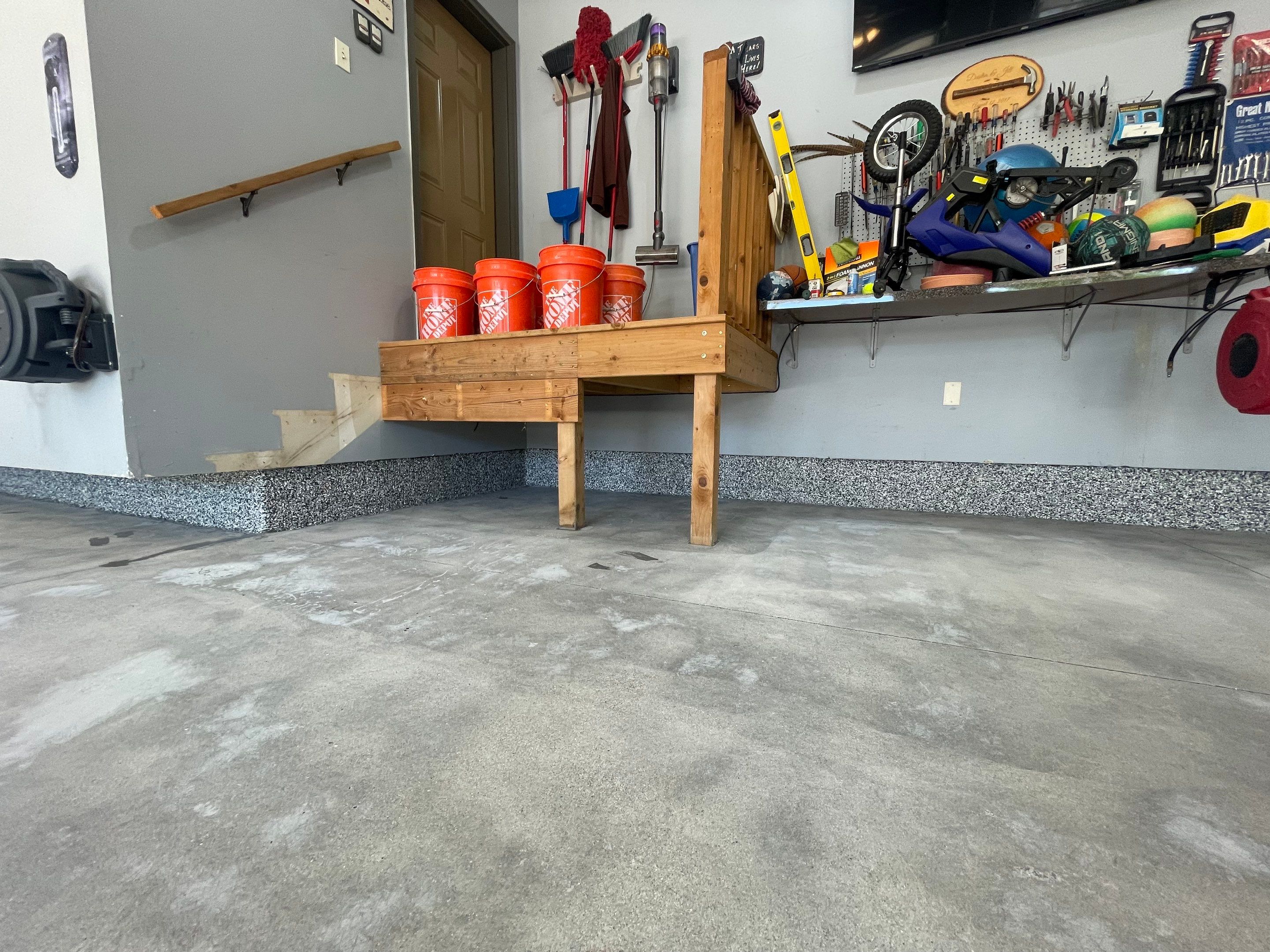 Residential Garage Floor Coating in Sioux Falls by Select Painting, Coatings & Garage Cabinets