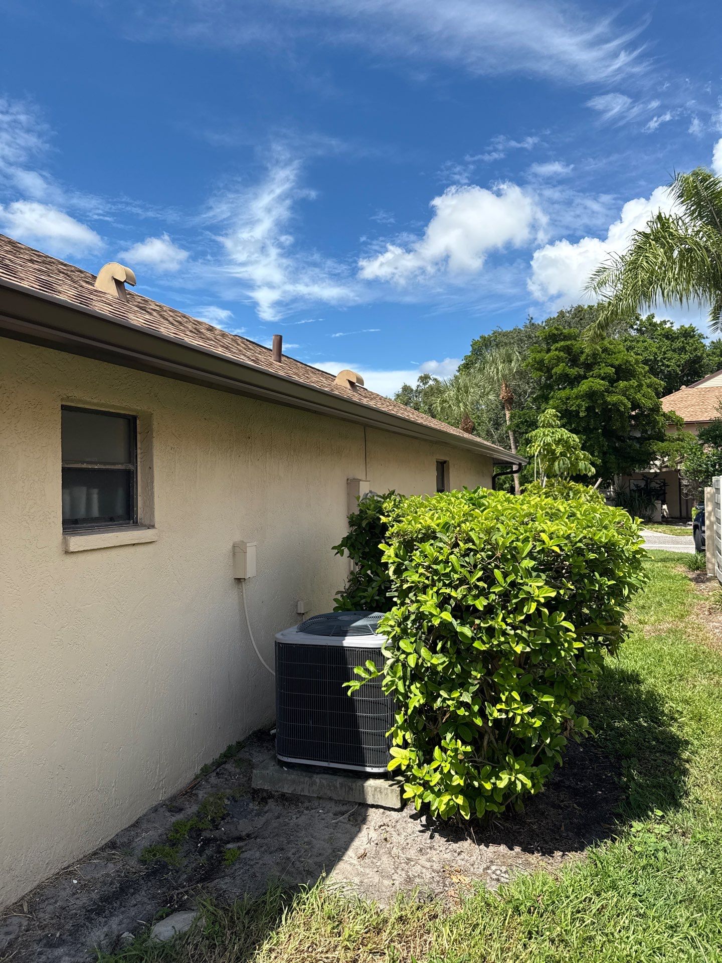 Bronze 6-Inch Seamless Gutters Installation in Bradenton FL by Gutter Professors