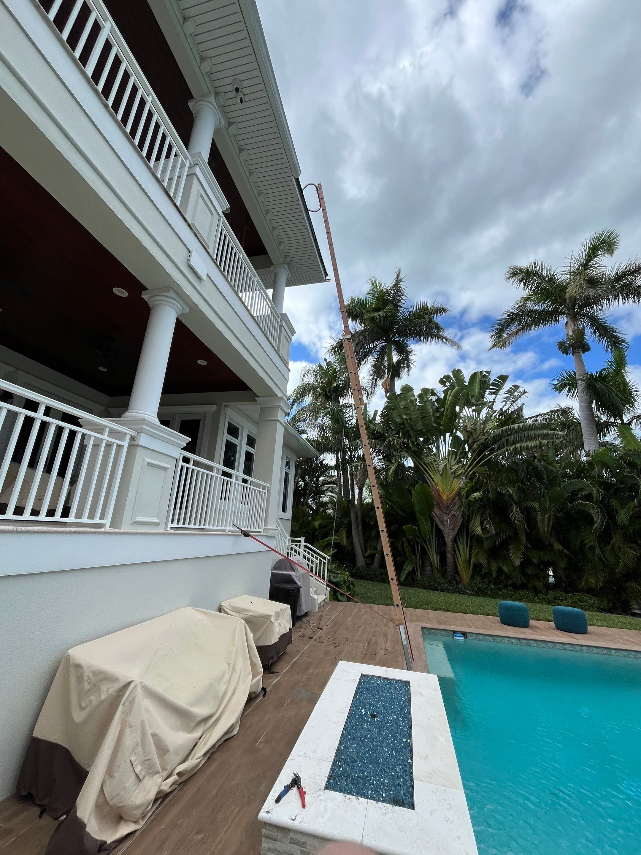 Cleaning Gutters in Sarasota FL by Gutter Professors