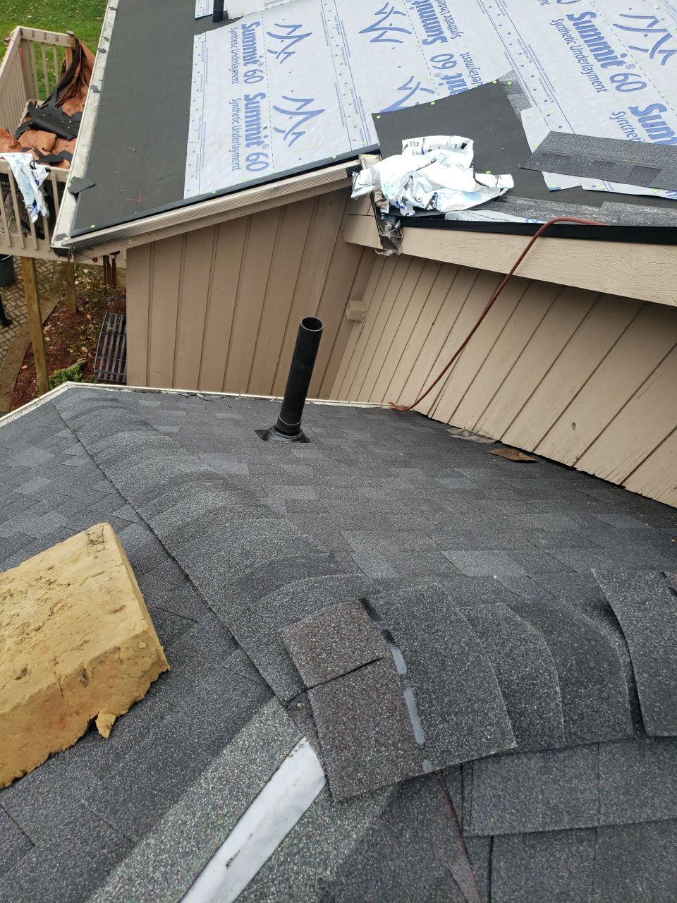 Brand: Atlas Pinnacle Color: Pristine Scotchgard Black Drip: Black by Eagle Eye Roofing