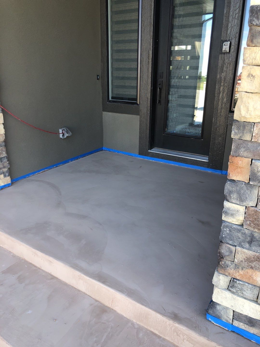 Olathe, KS -- Stoop/Sidewalk Tuscan Overlay by Big Red Decorative Concrete, LLC