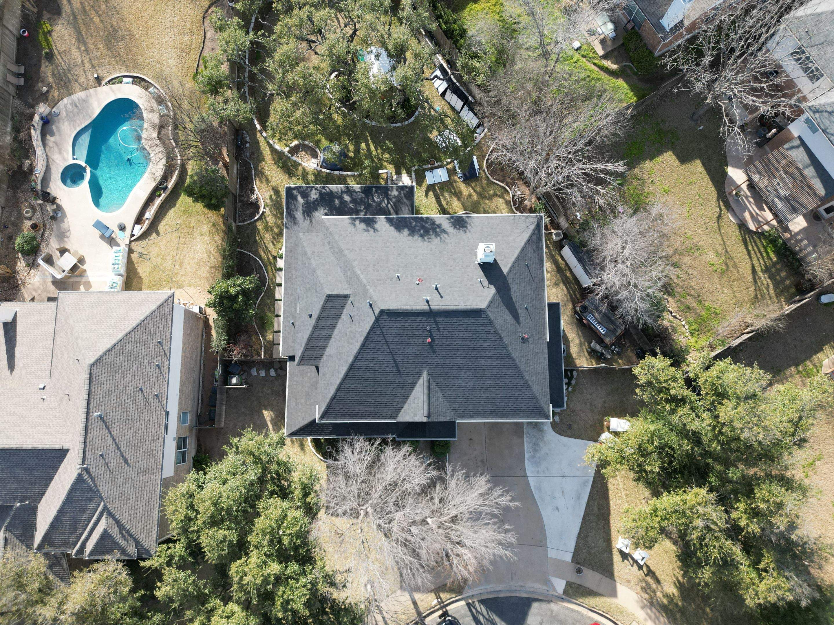 Brilliant Black - Malarkey Highlander by RoofsOnly.com