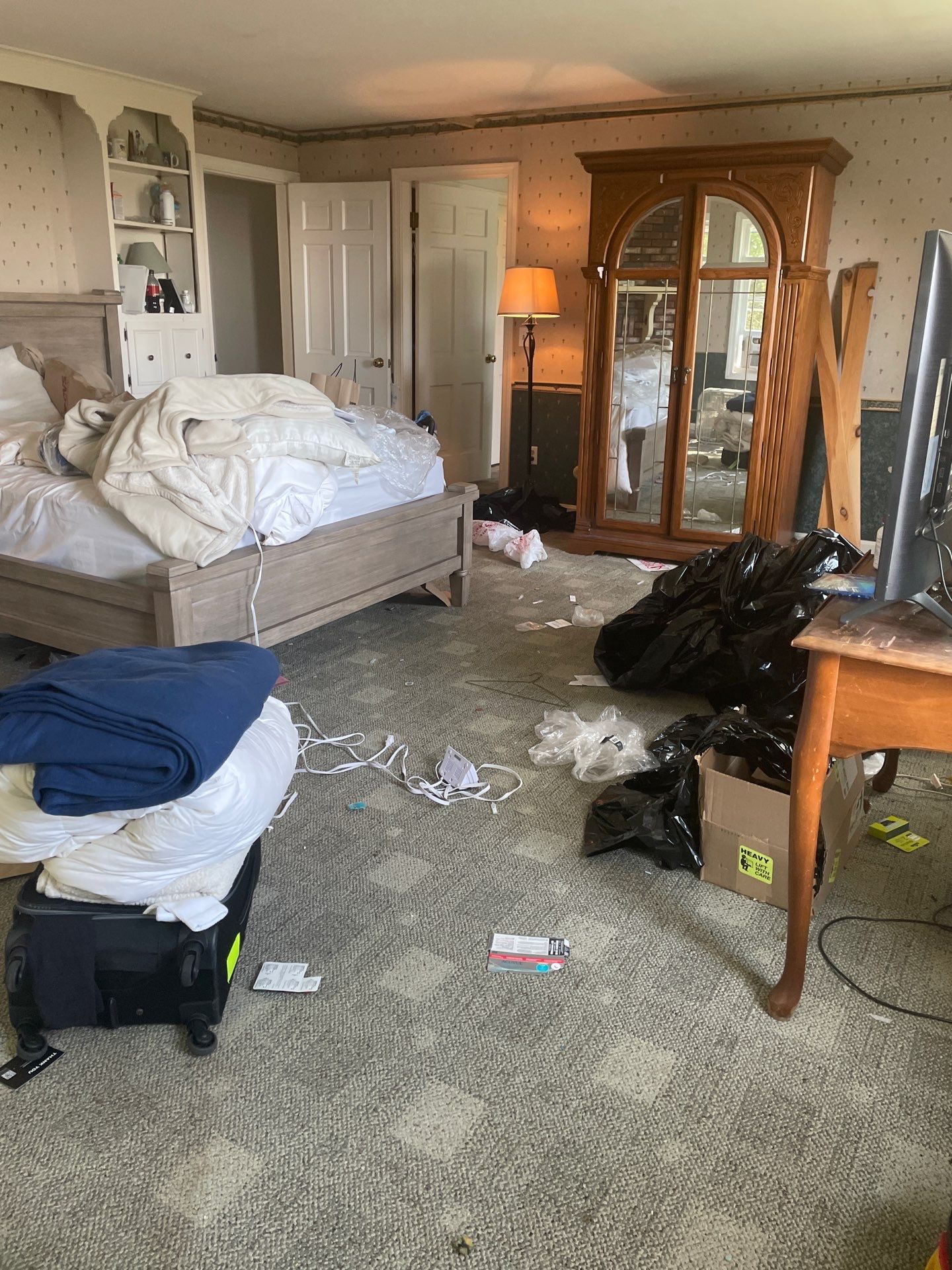 Project in North Smithfield by Mg House Cleaning