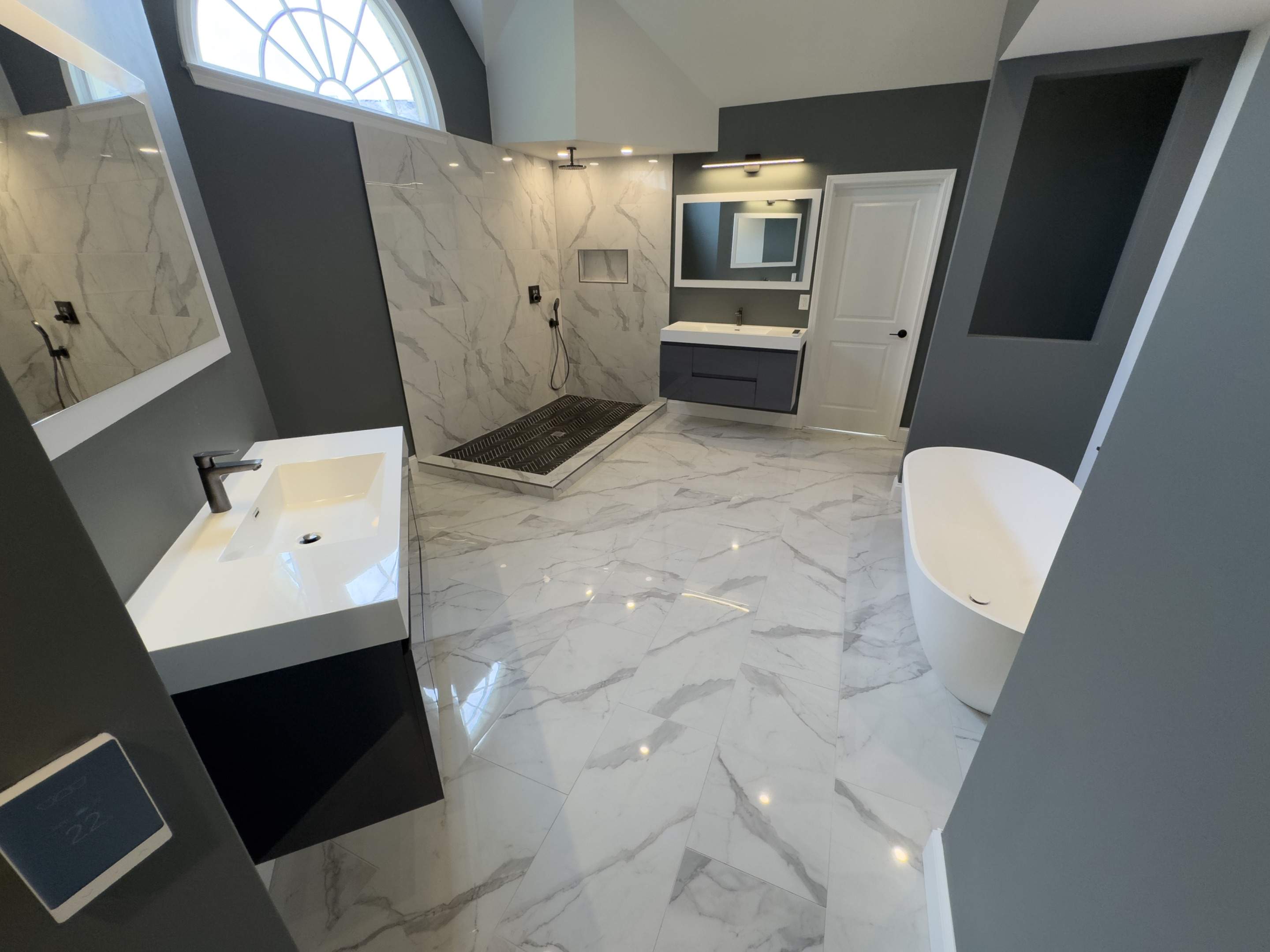 Master bathroom full remodel by Prudencio