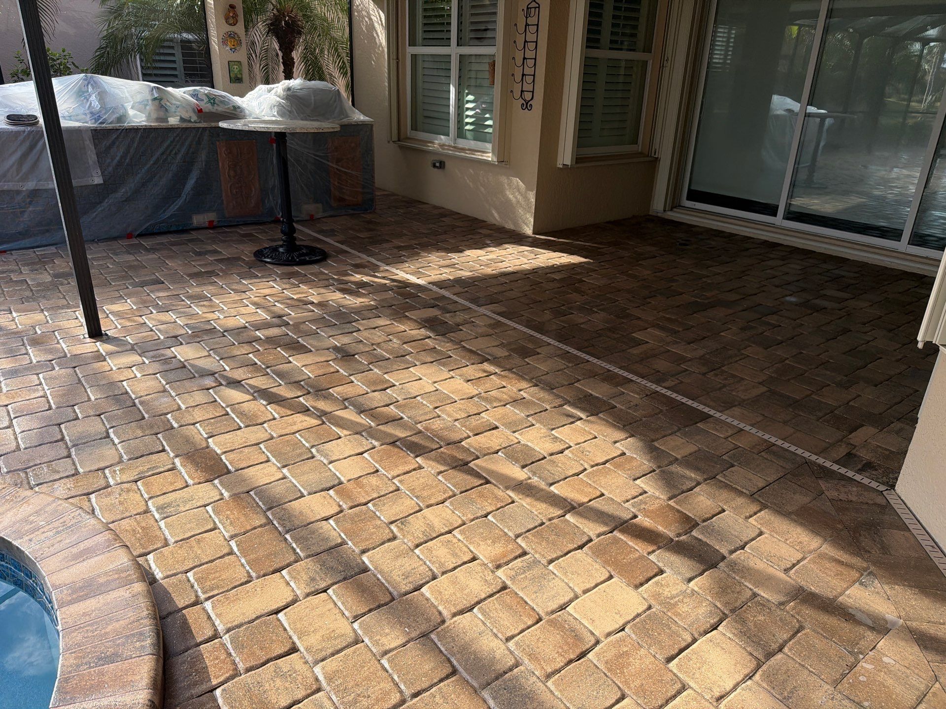 Valencia Lakes Pool Deck Paver Sealing and Restoration by Supreme Paver Experts