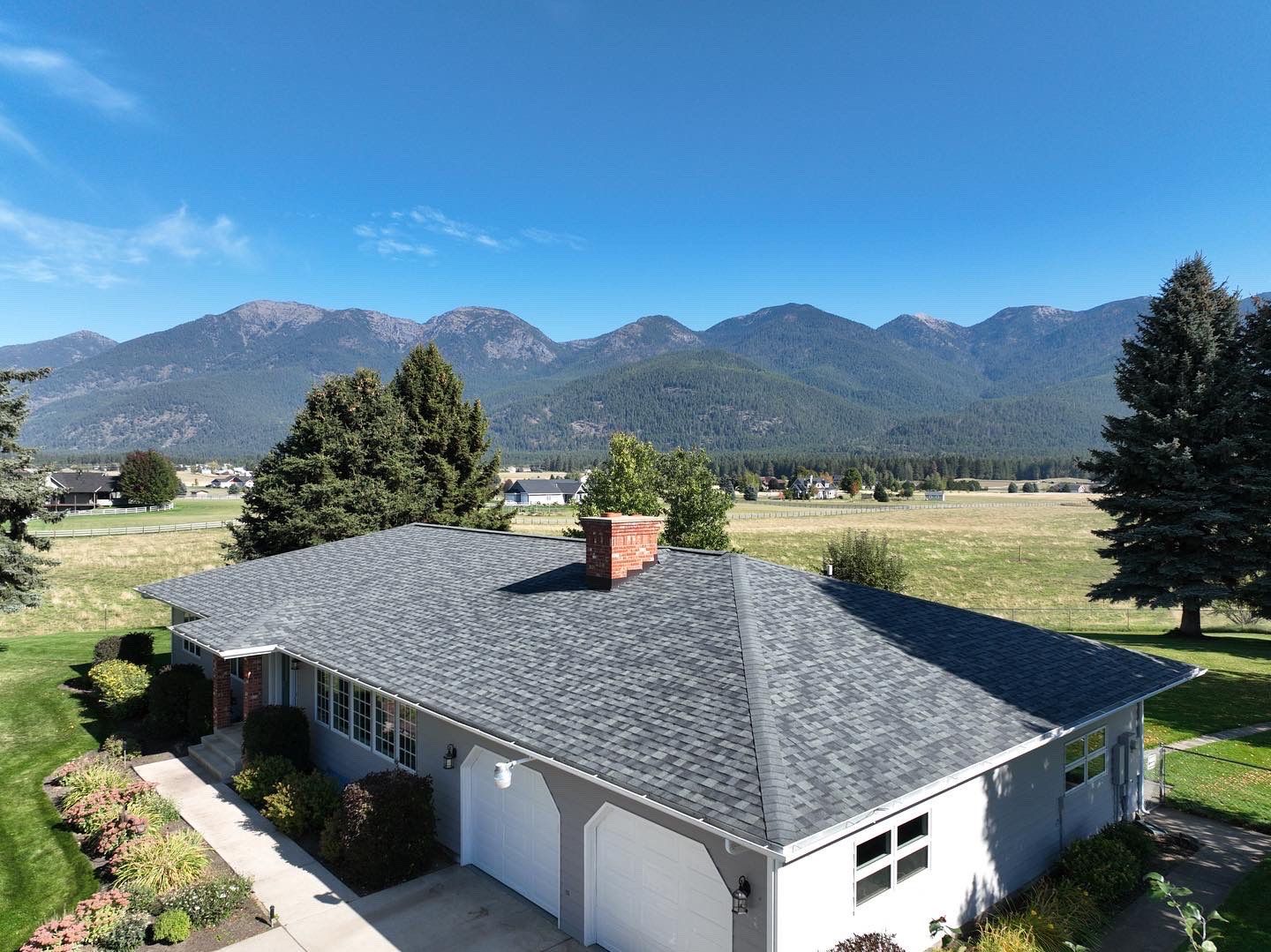 Owens Corning TruDefinition Duration - Estate Gray by Montana Roofing Solutions