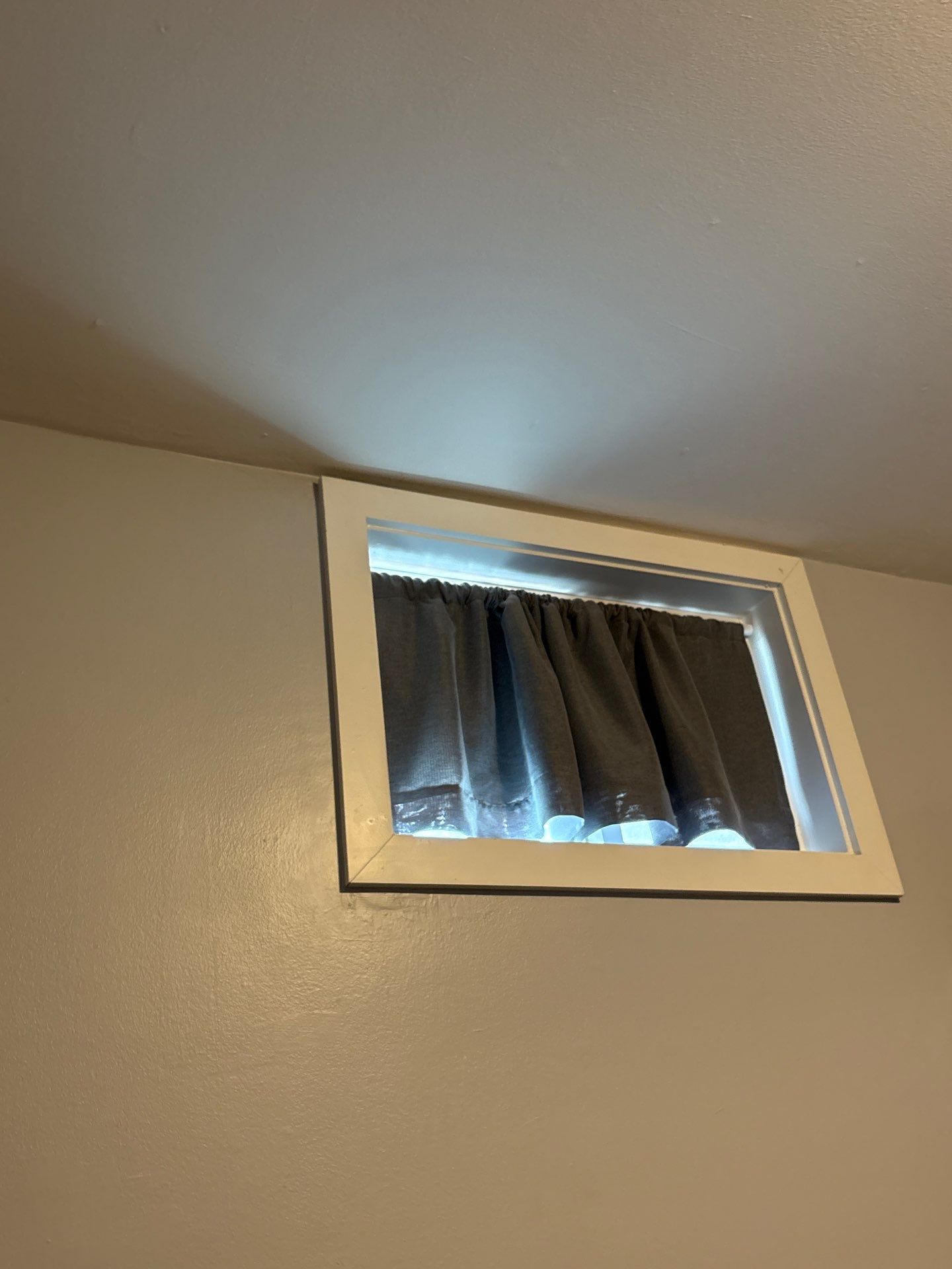 Arvada Interior Drywall Repair and Horizontal Blind Installation by CompanyCam Sales Demo