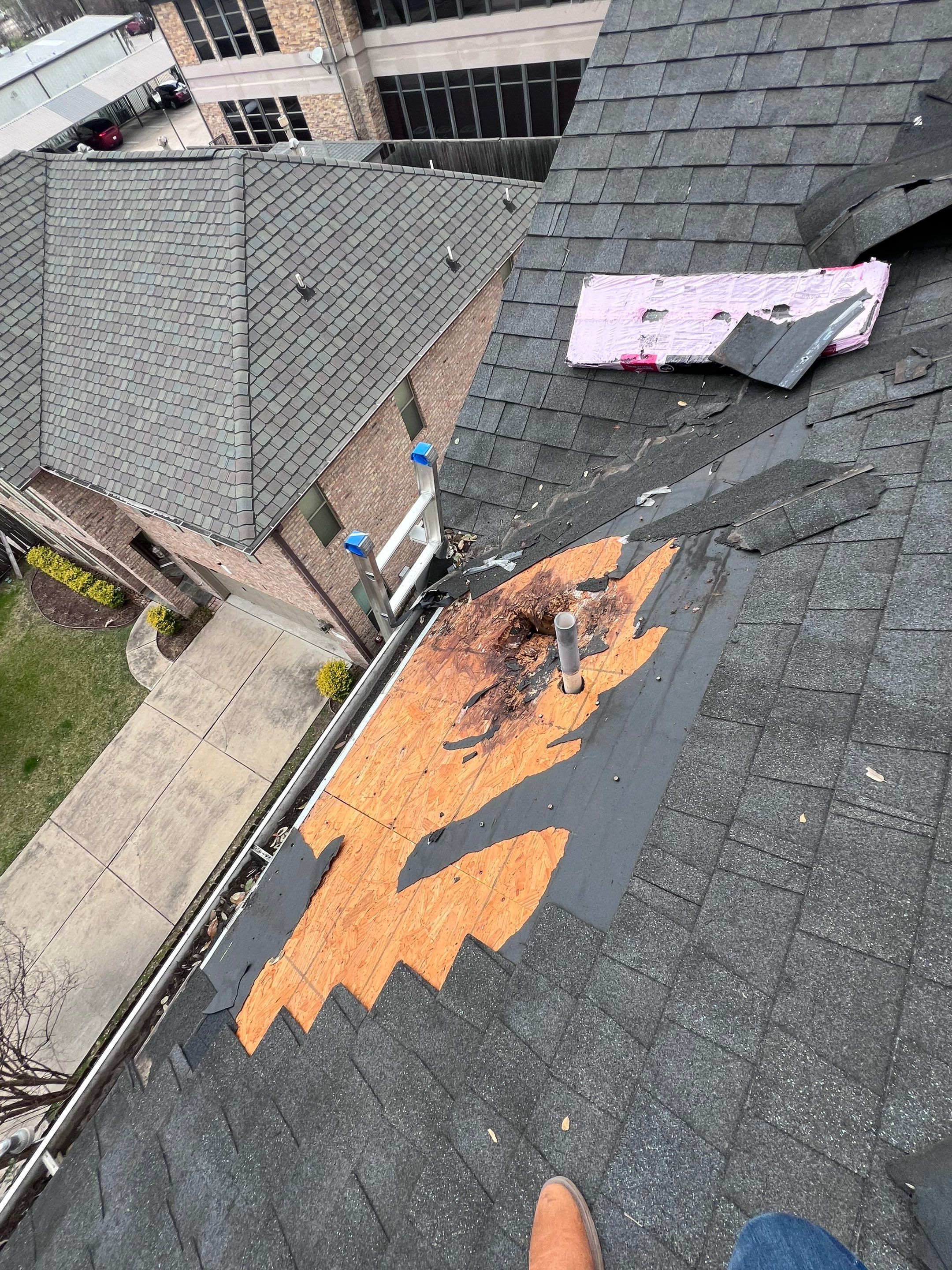 Hail Damage using Owen's Corning Duration (Lifetime) Shingles by Roof Repair Company