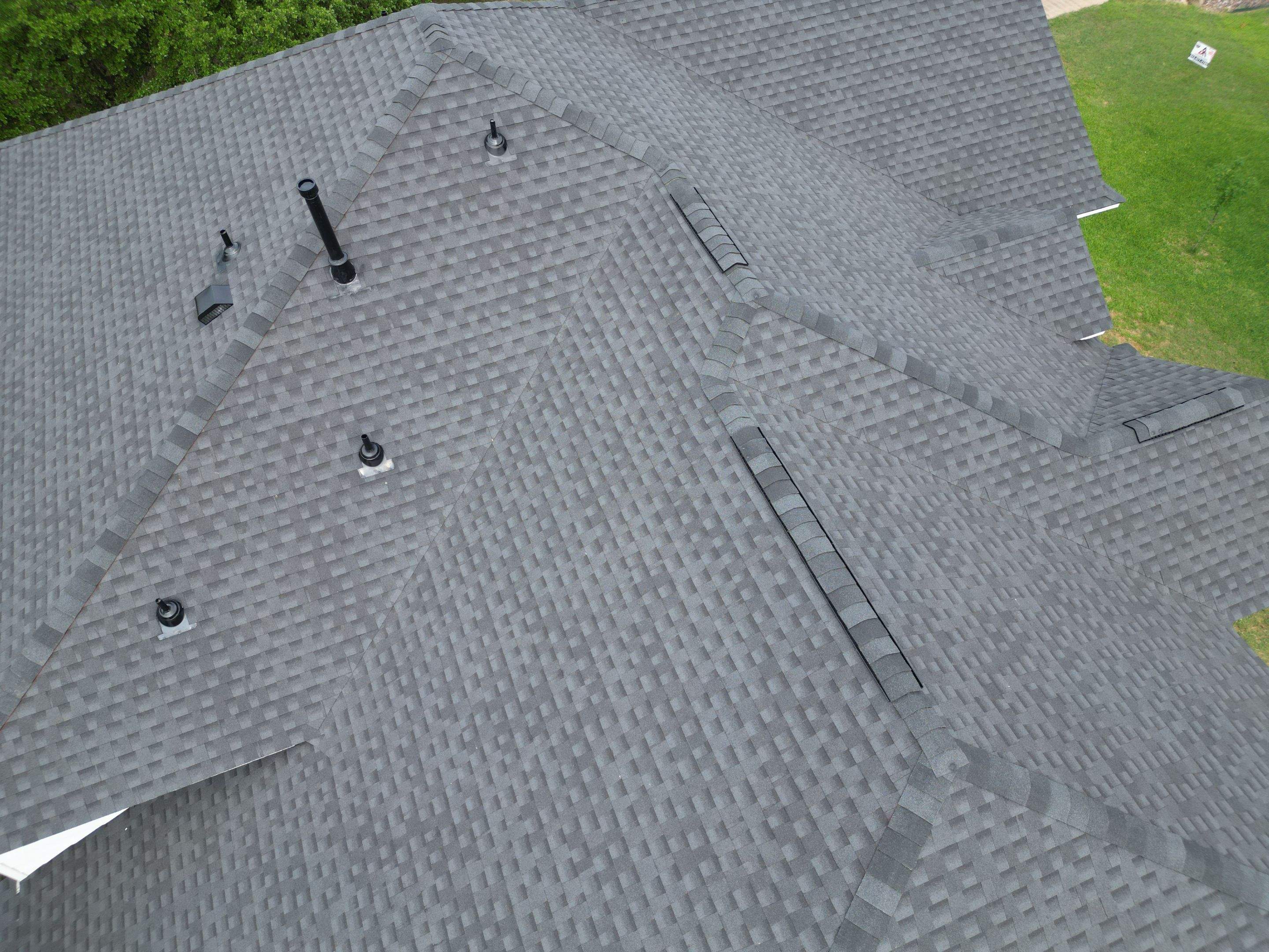 Charcoal - GAF Timberline HDZ by RoofsOnly.com