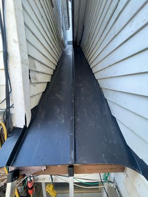 Standing Seam in the Alley