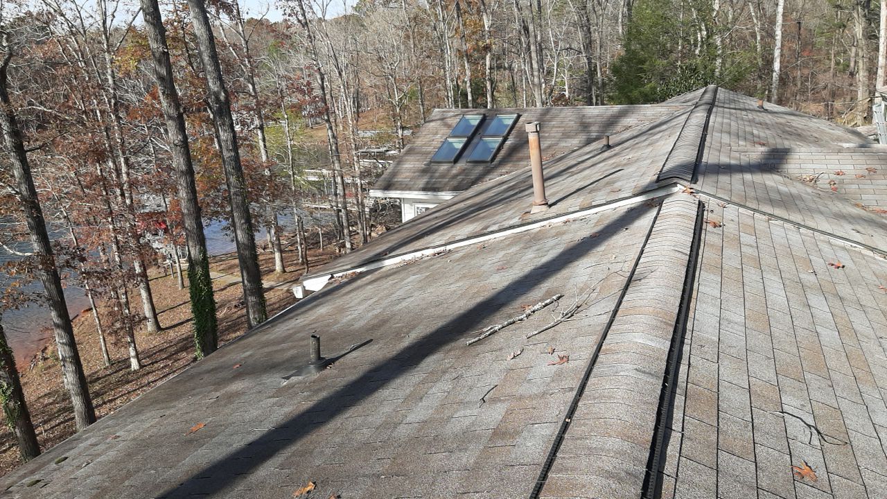 Damaged roof hit by storms! by Georgia Roof Advisors