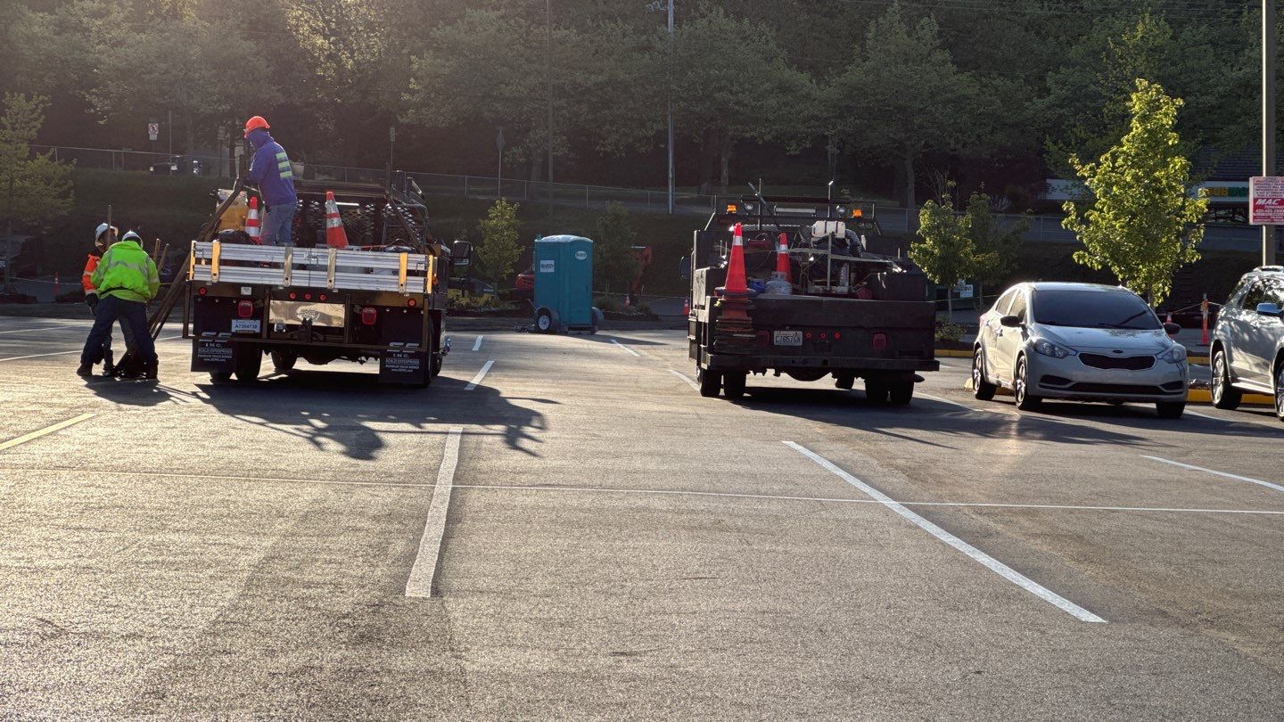 Colliers - Woodinville New Asphalt Parking Lot by Jireh Asphalt & Concrete Inc 