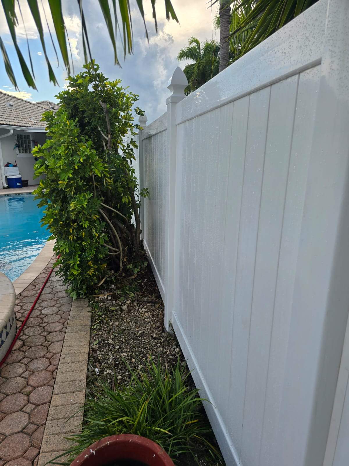 Vinyl Fence in Miami by True Fence LLC