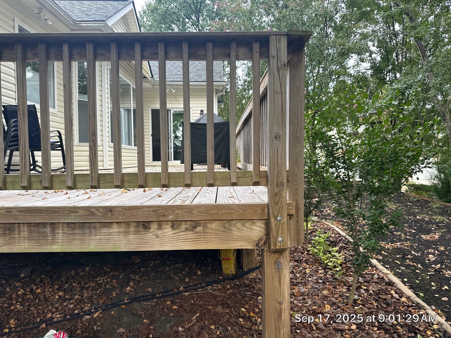 Wood Deck using Wood Sealant by DuraSeal