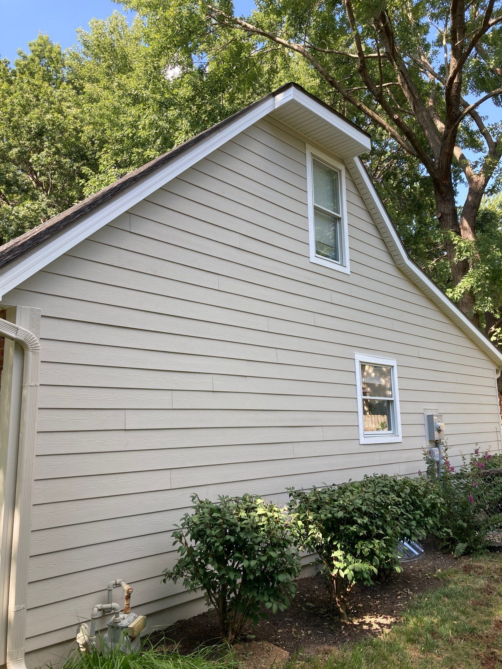 Siding Installation using James Hardie by EEC  Windows, Siding & Roofing 