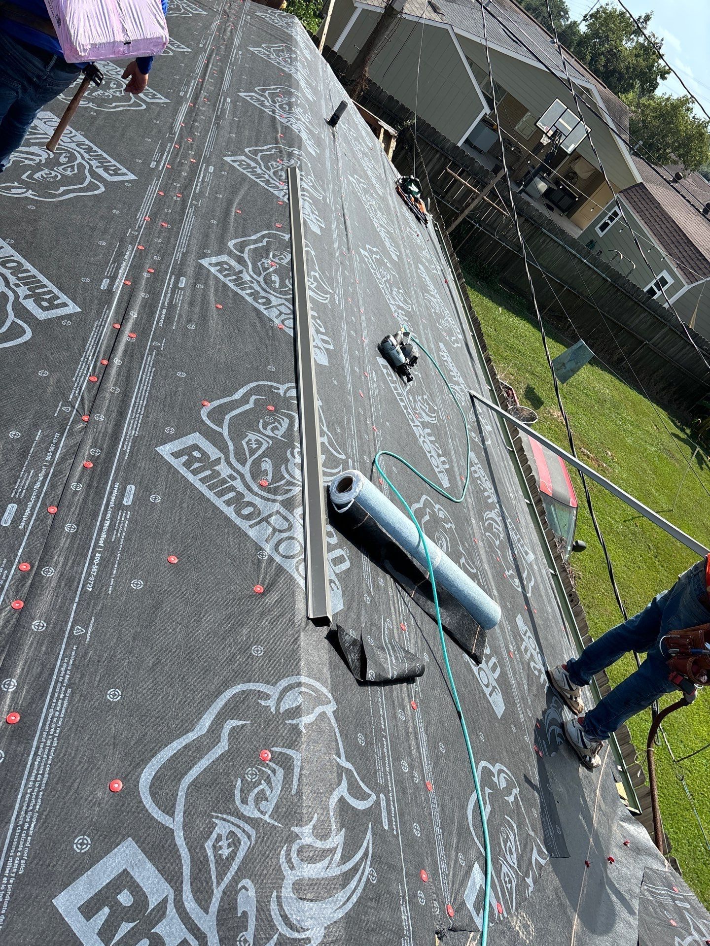 Residential Roofing Installation using Owen's Corning Duration (Lifetime) Shingles by Roof Repair Company