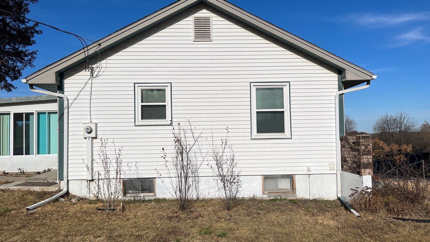 Siding Installation using Exterior Portfolio Vinyl Siding by EEC Windows, Siding & Roofing