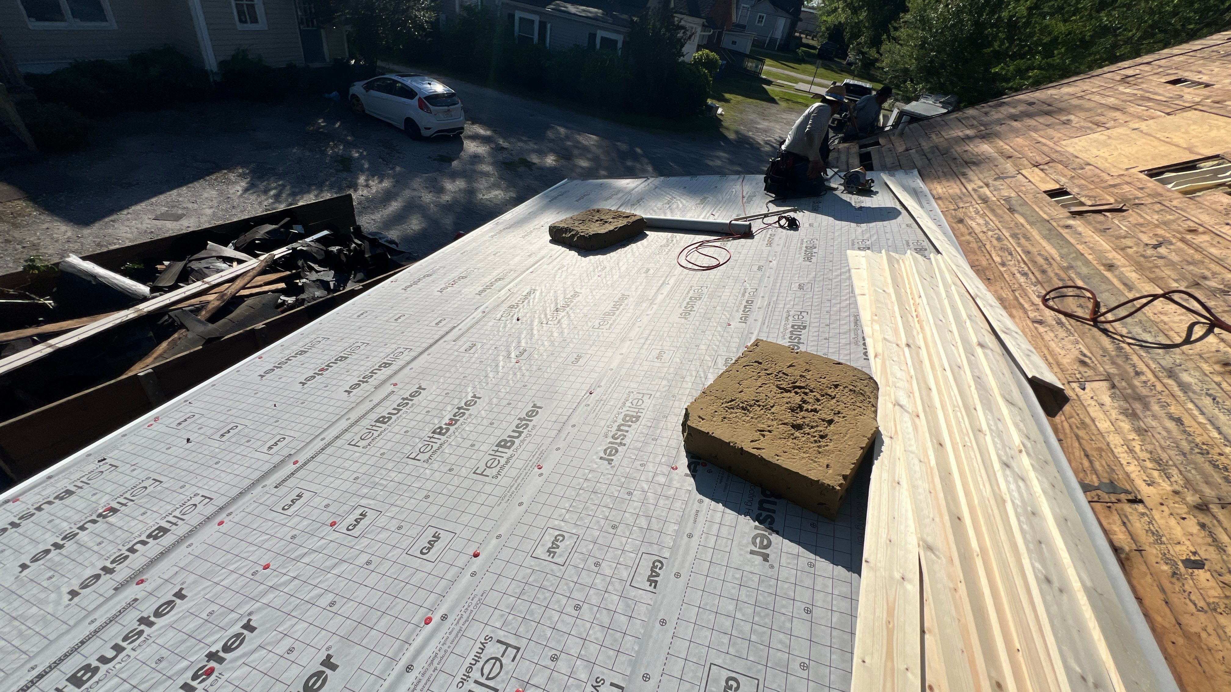 Morabit Office Building by United Contracting and Roofing