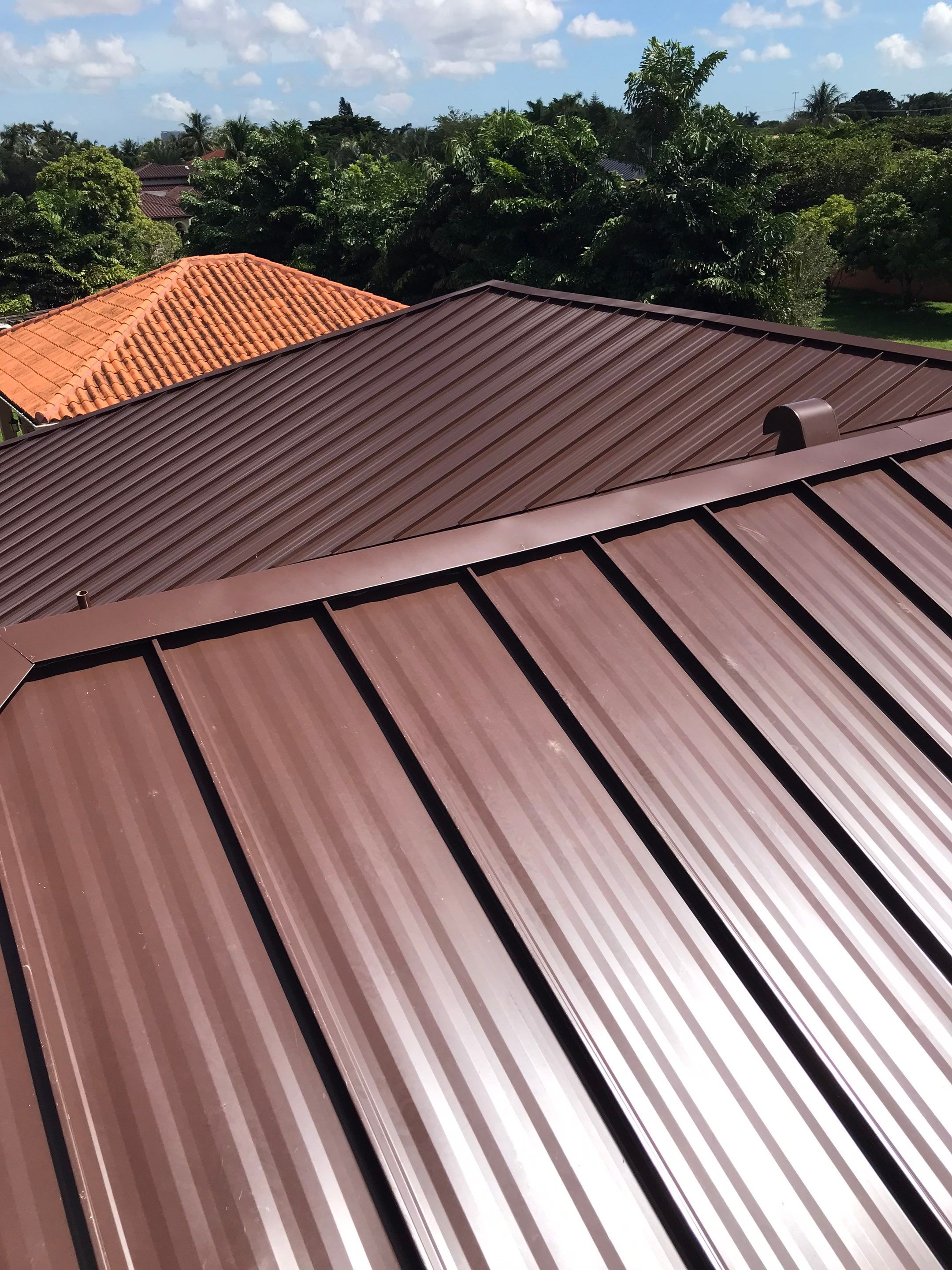 Metal Roof - Galvalume - Mansard Brown by Istueta Roofing
