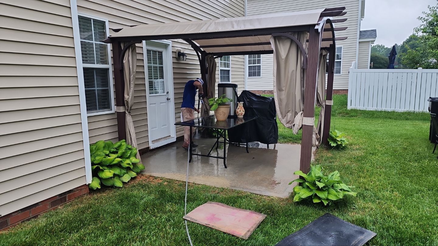 House Wash using cleaner by Power Wash Masters LLC