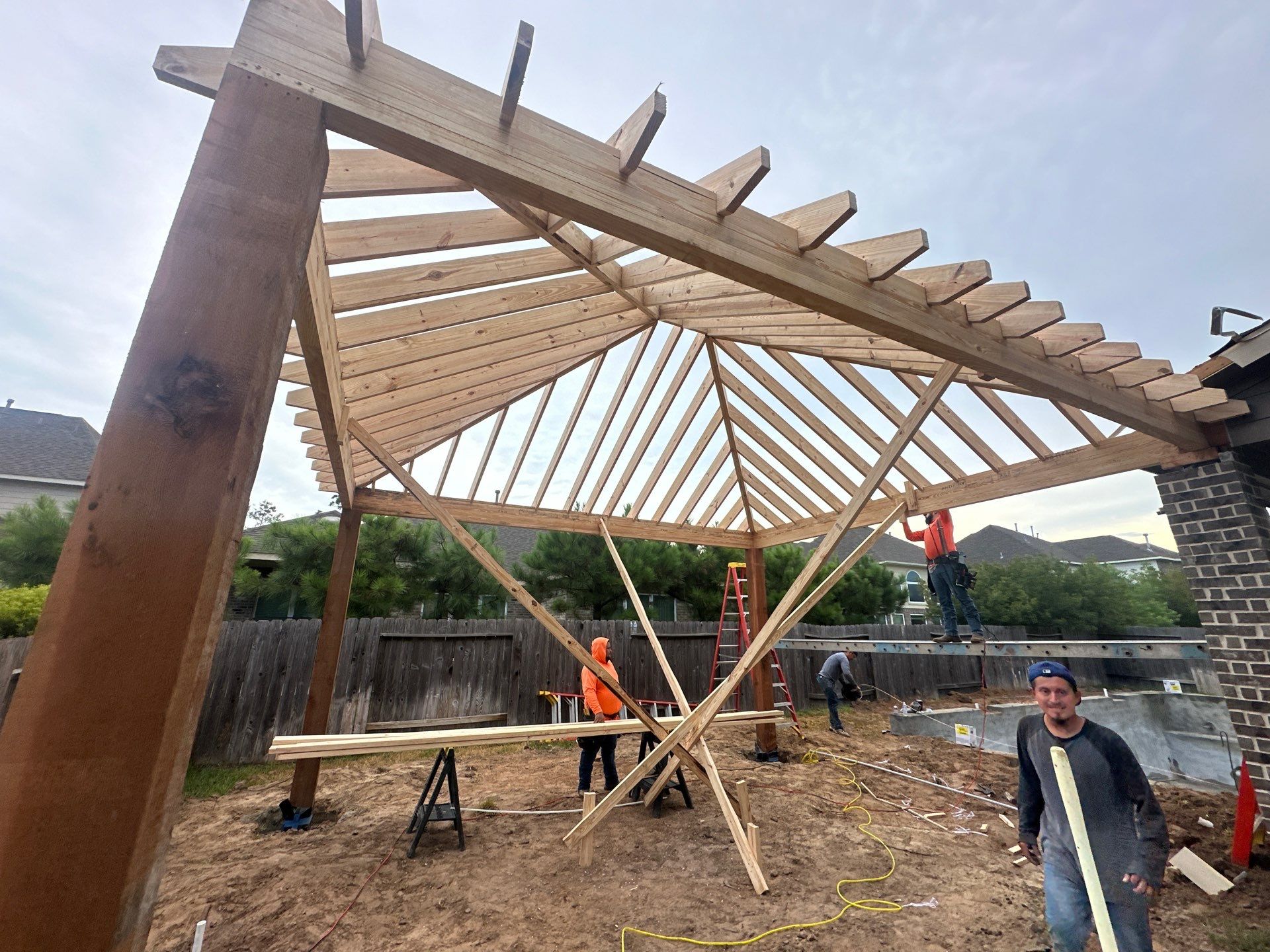 Covered Patio and Summer Kitchen in Spring,  TX by SophAlx LLC