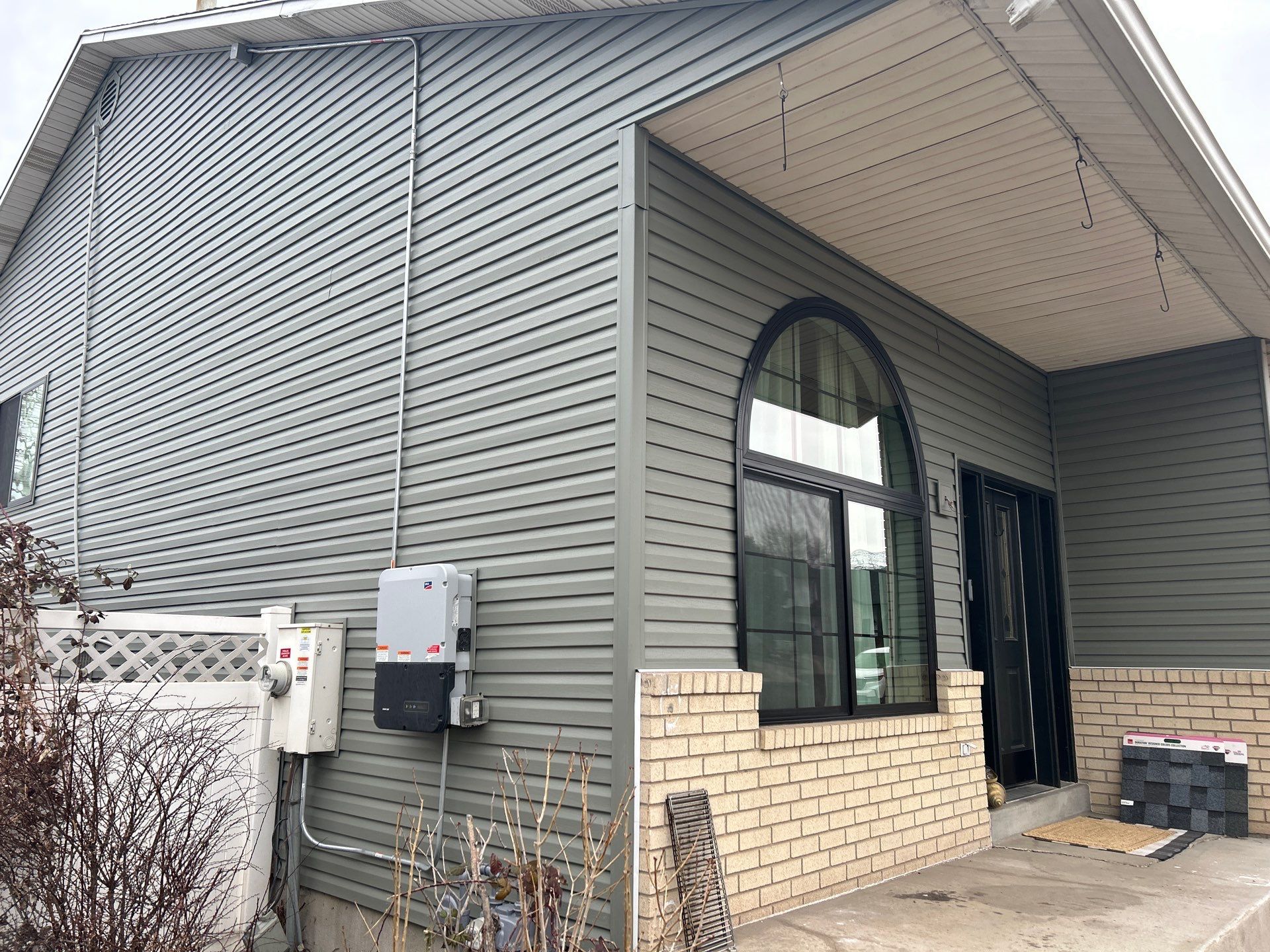 Orem | Premium HeartTech Vinyl Upgrade | Aspen & Quiet Willow Accents by Ideal Siding Utah