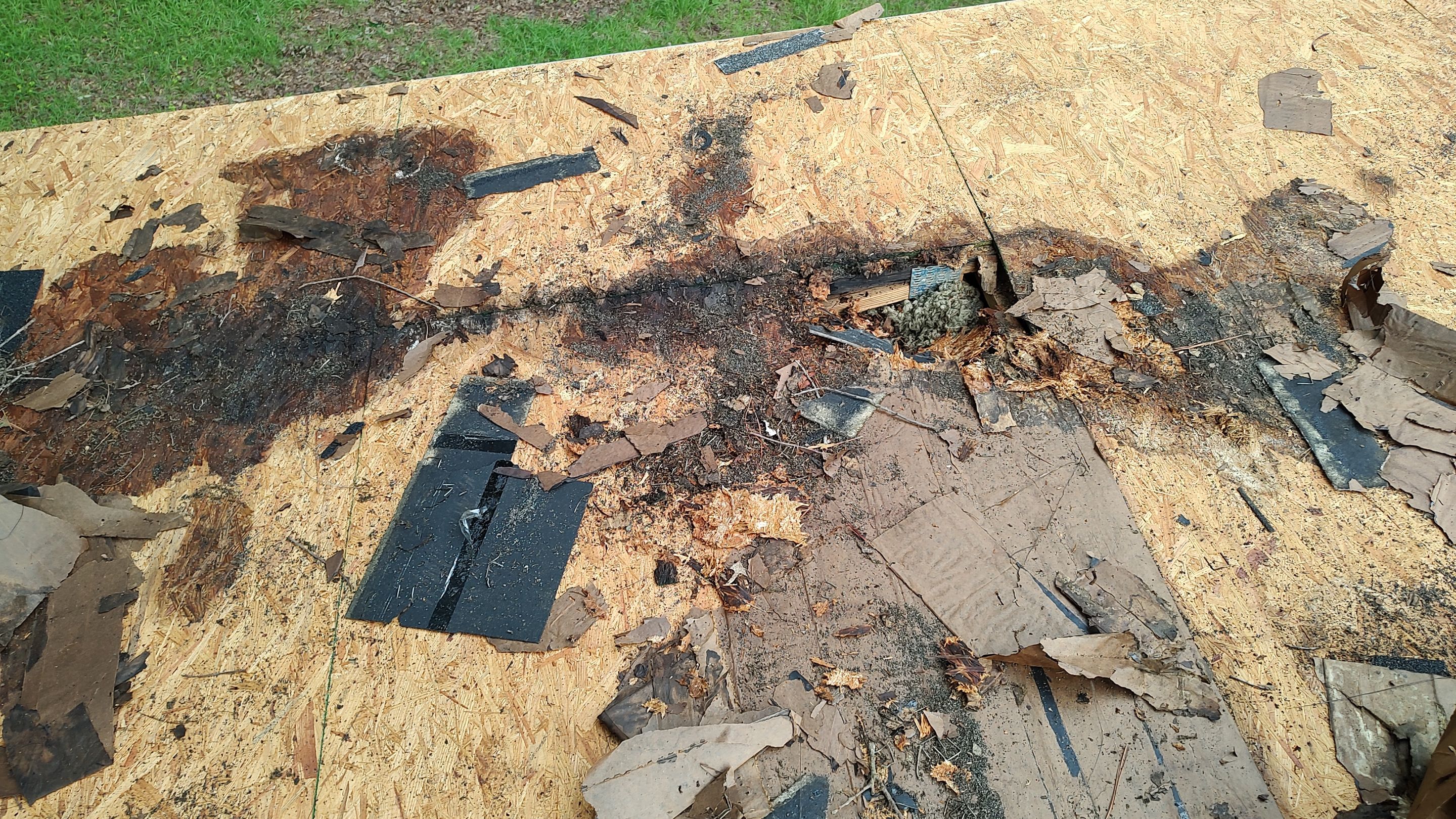 Residential Reroof: 25 Year 3-Tab Shingle by Hostetler Roofing