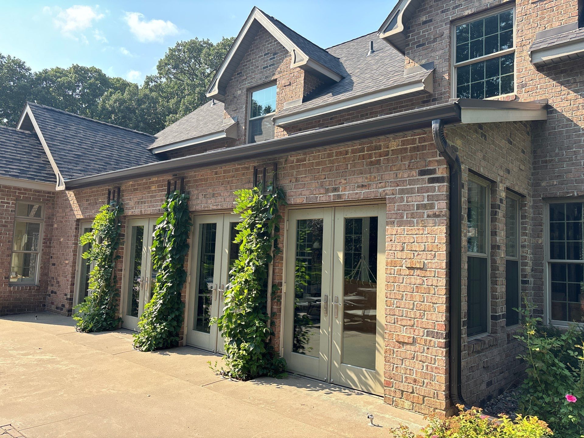 6” Bronze Seamless Gutters Installed in Sartell, MN by Next Level Seamless Gutters / Exteriors Inc.