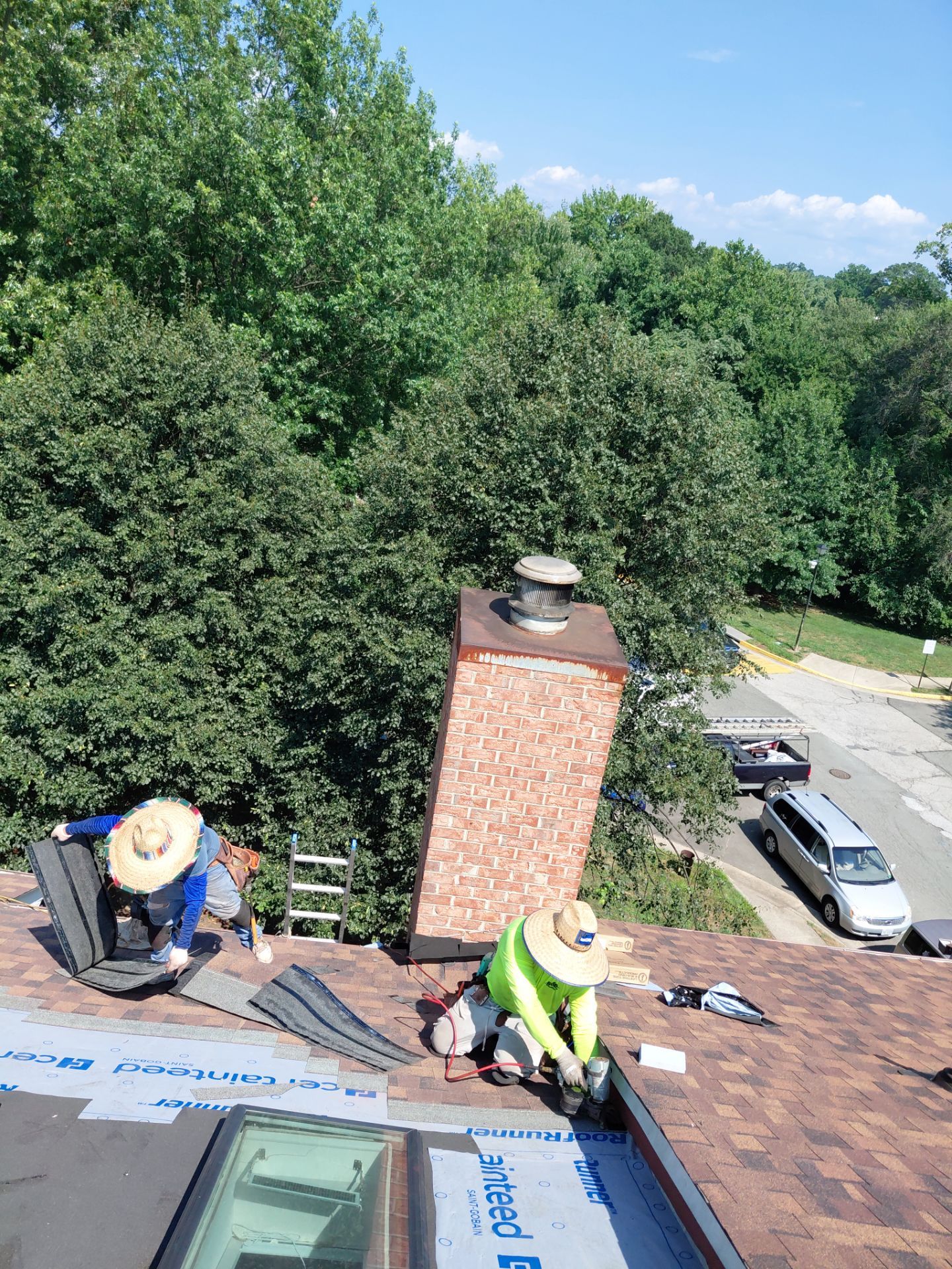 Alexandria: Residential Roof with CertainTeed Landmark Pro in Max Def Burnt Sienna by RM Banning, Inc.