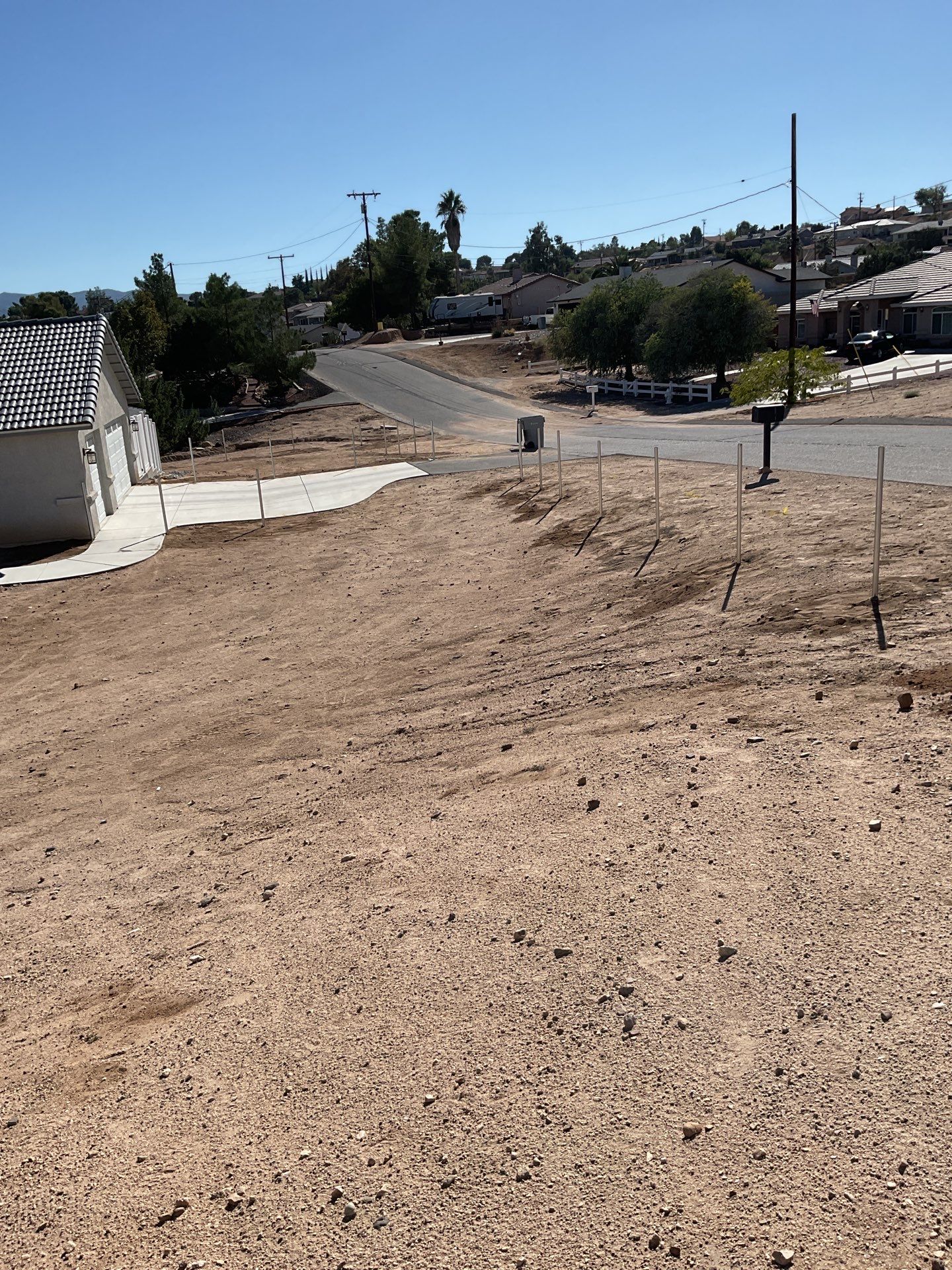 Fence Installation using chain -link by Fence Guys Inc.