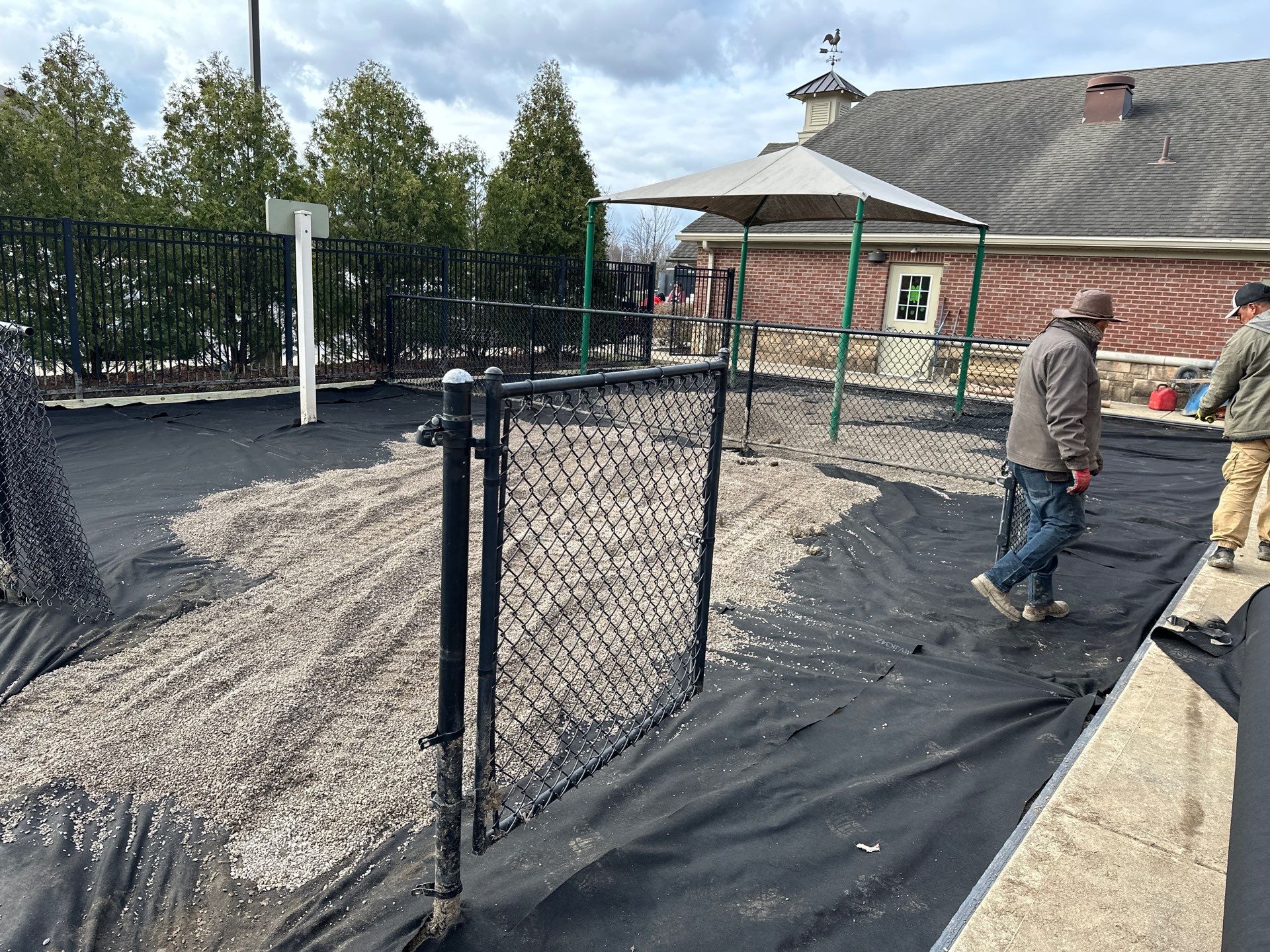 Commercial Primrose Hilliard Renovation by Southwest Greens Midwest