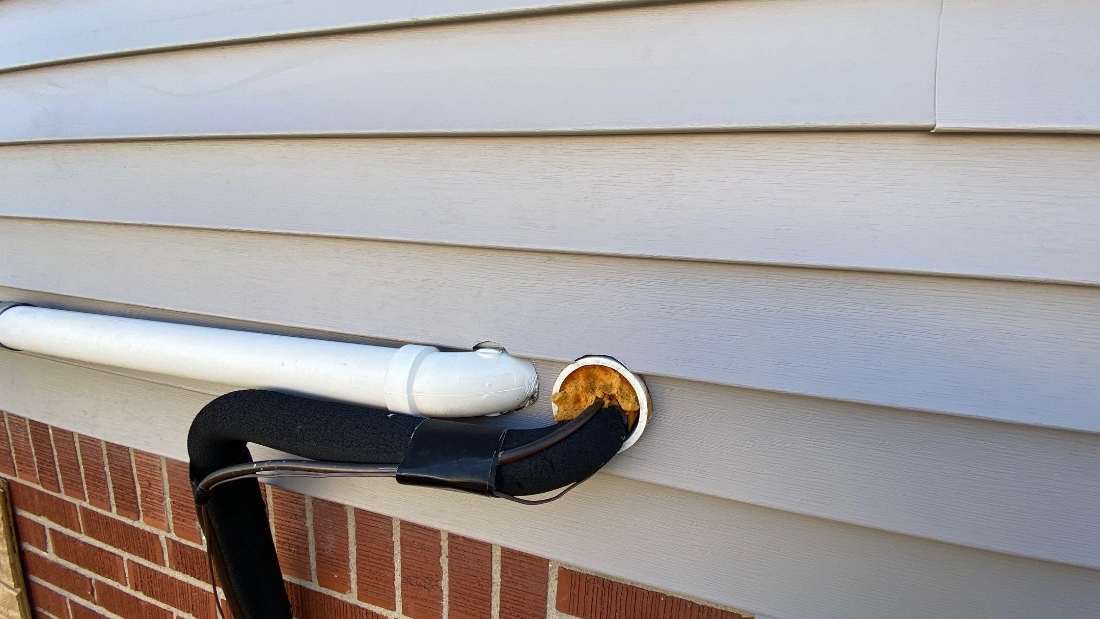 Siding Replacement using CertainTeed Restoration Classis D4 by 180 Contractors