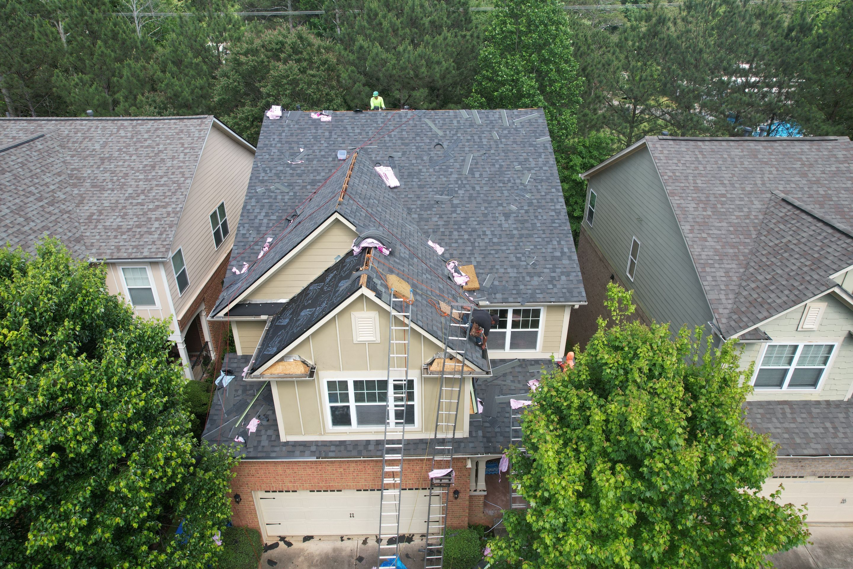 Residential Roof Replacement using OC TRUDEF DURATION WILLIAMSBURG 3/S by Inspector Roofing and Restoration