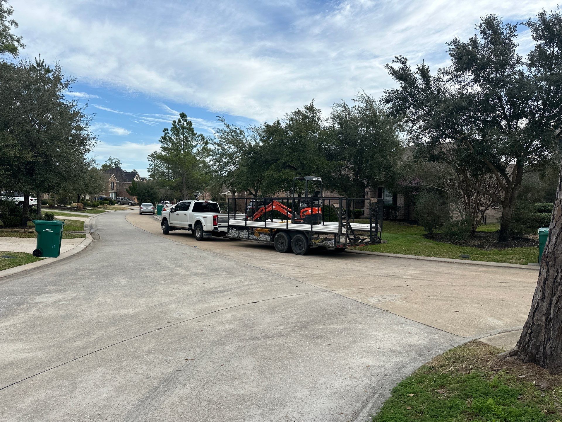 Pool, Patio Cover and Summer Kitchen in Creekside by SophAlx LLC