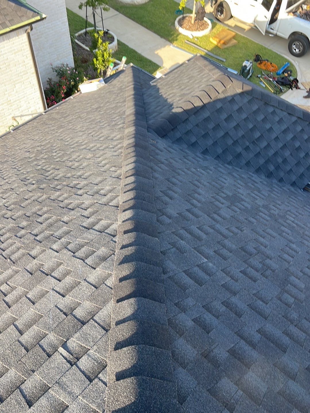 GAF HDZ - Weathered Wood by Elite Roofing LLC