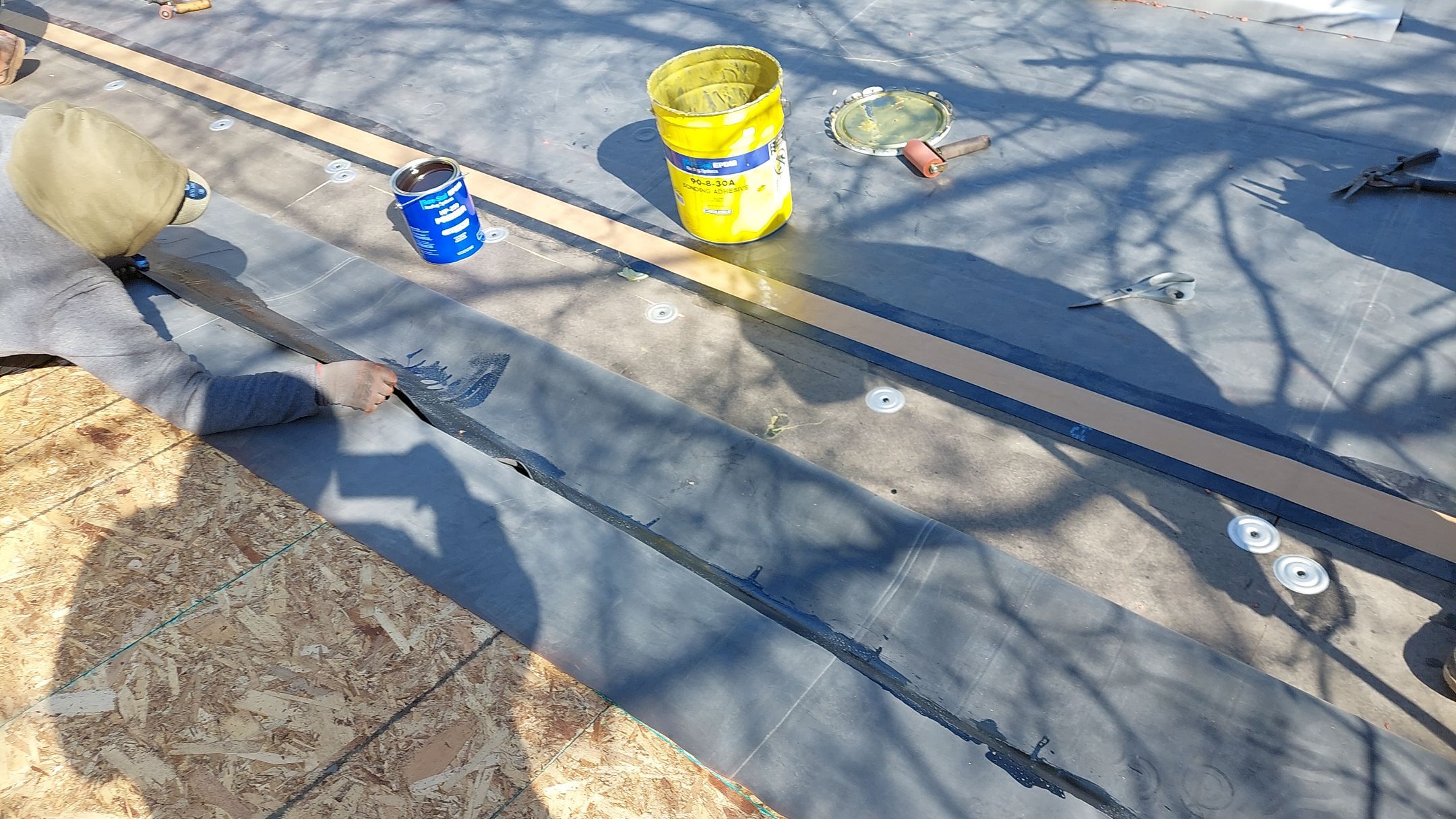 Black Shadow & Rubber by Tamlin Roofing