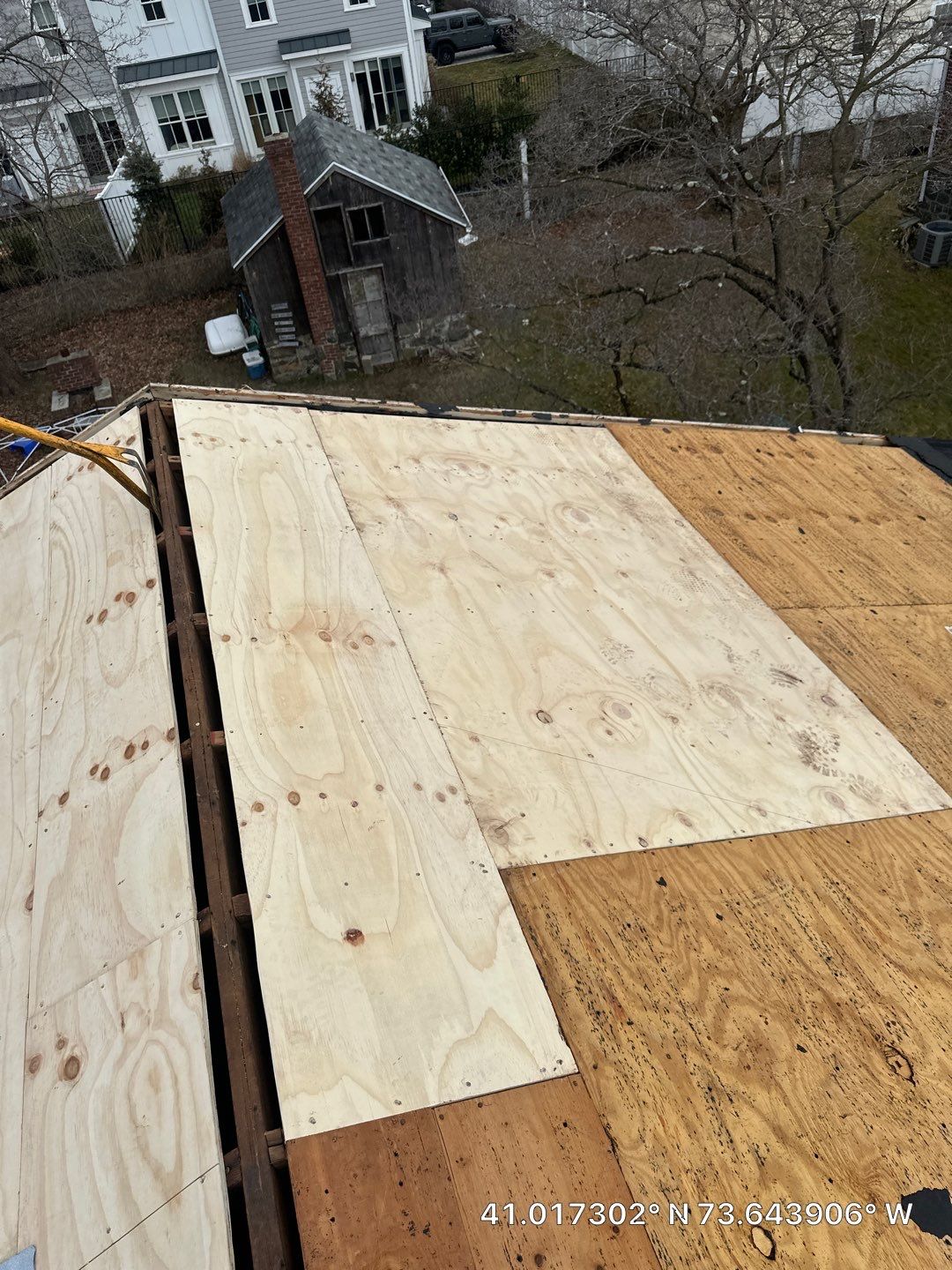 Siding Installation using Certainteed Cedar Impressions Straight Edge Perfection Shingles - D7 - Sterling Gray by A Plus Exterior