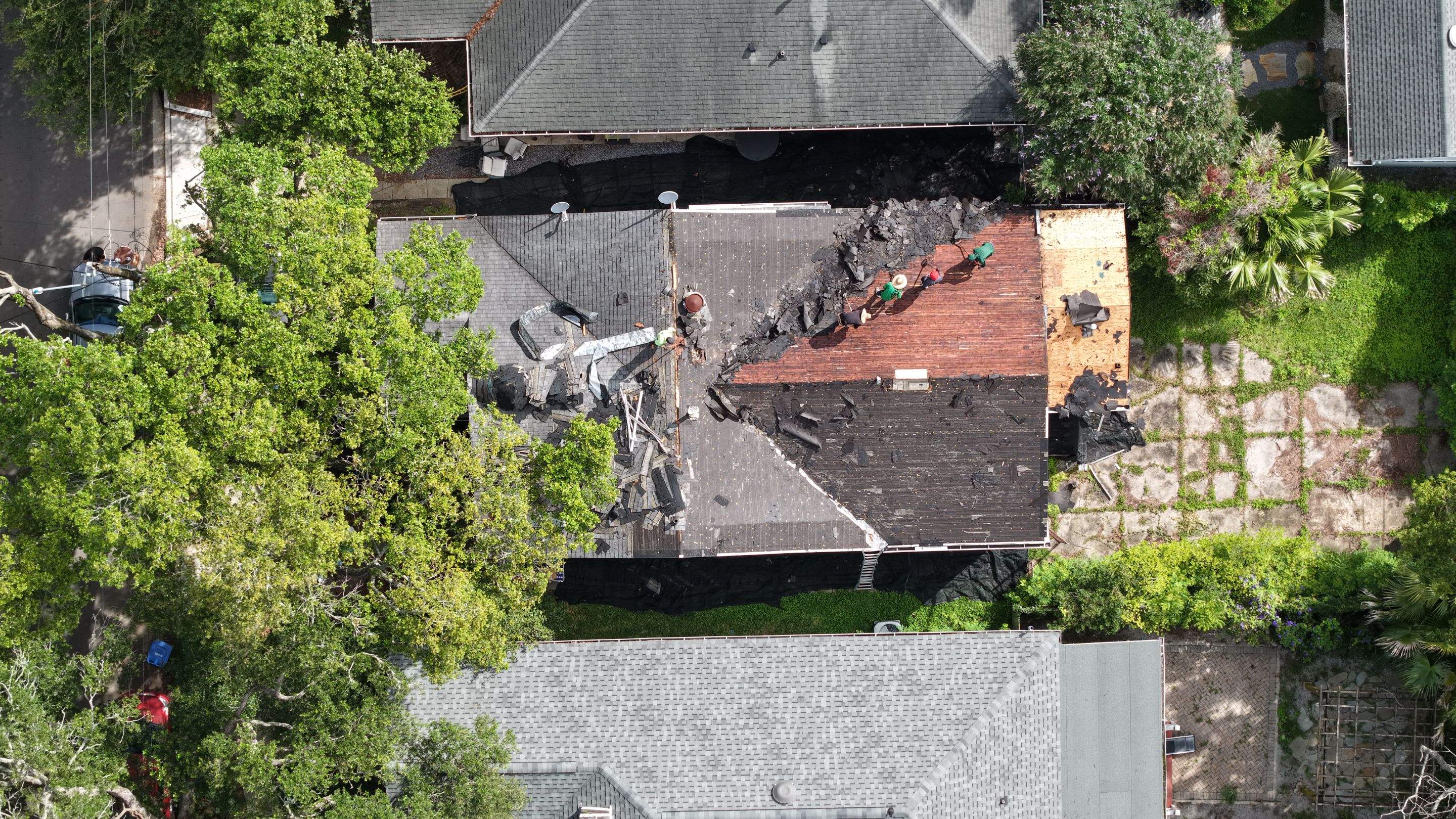 Roof Replacement in New Orleans by HDS Contractors