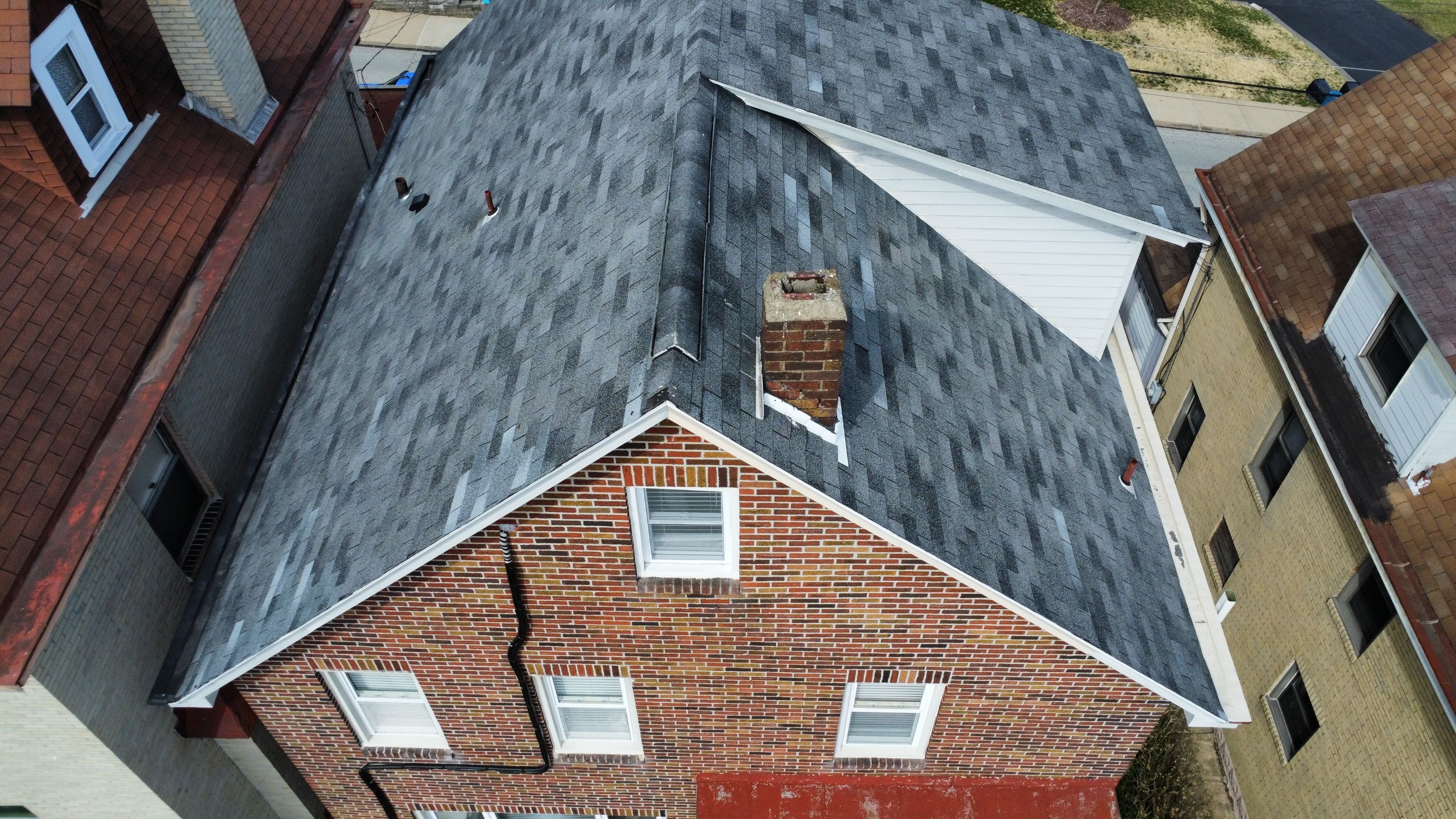 Apolinar Roofing featured photo.