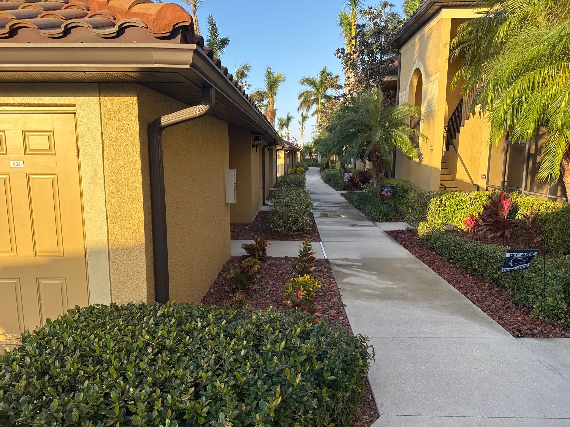 HOA Community Cleaning River Strand, Bradenton, FL | Sunshine AquaWash by Sunshine AquaWash