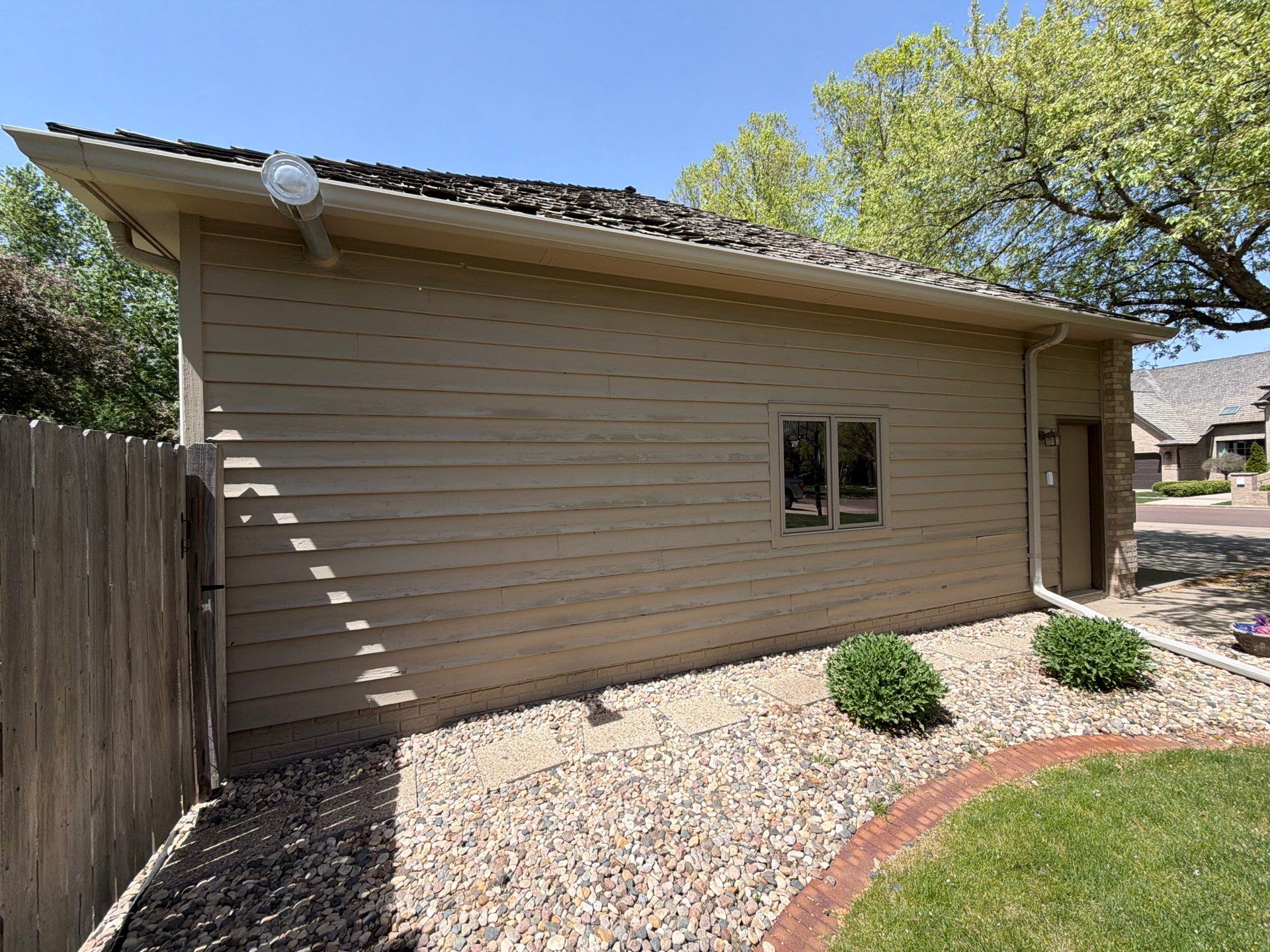 Residential Siding Replacement and Wood Rot Repair in Sioux Falls by Select Painting, Coatings & Garage Cabinets