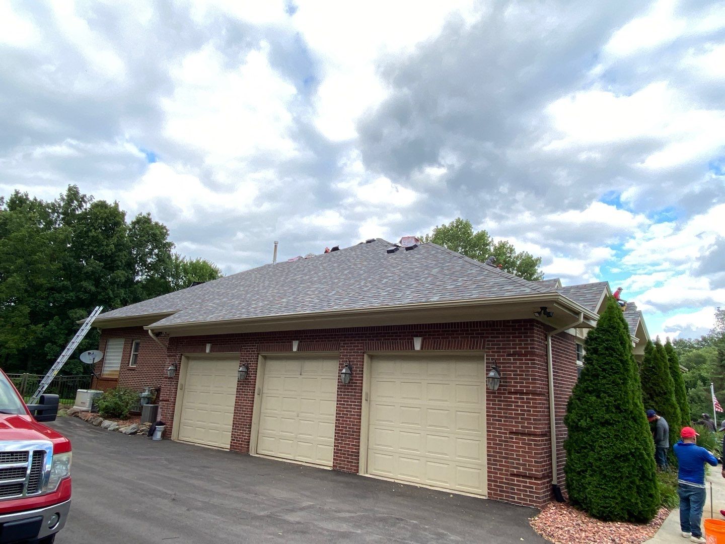 Owens Corning Duration Colonial Slate by 180 Contractors
