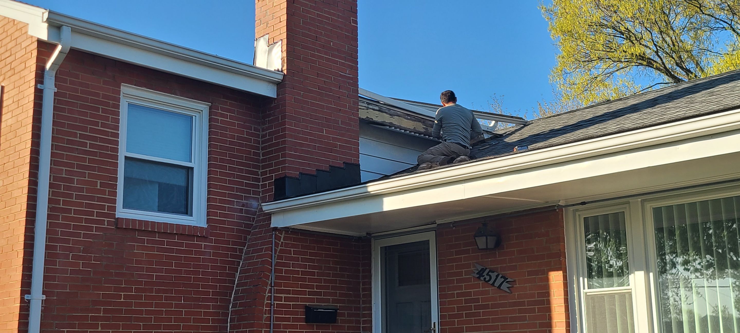 Alexandria: Residential Roof Replacement with CertainTeed Landmark in Georgetown Gray by RM Banning, Inc.